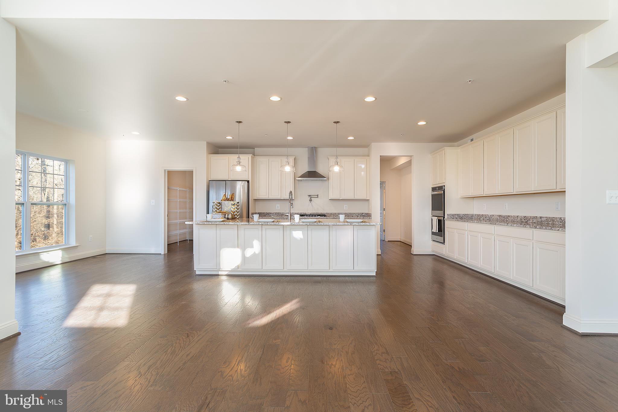 THRIFT MANOR-PLAT 1> - Residential