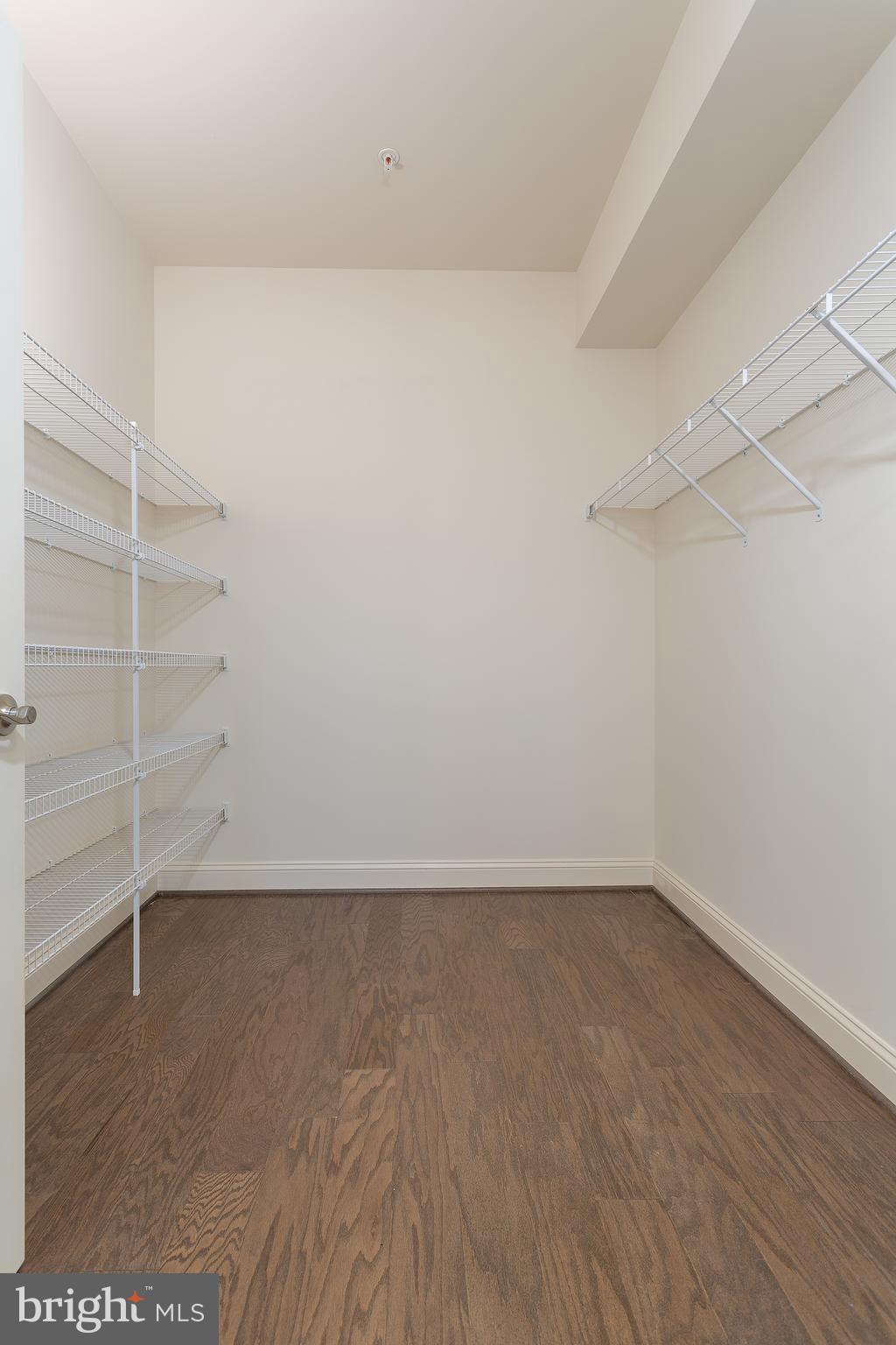 THRIFT MANOR-PLAT 1> - Residential