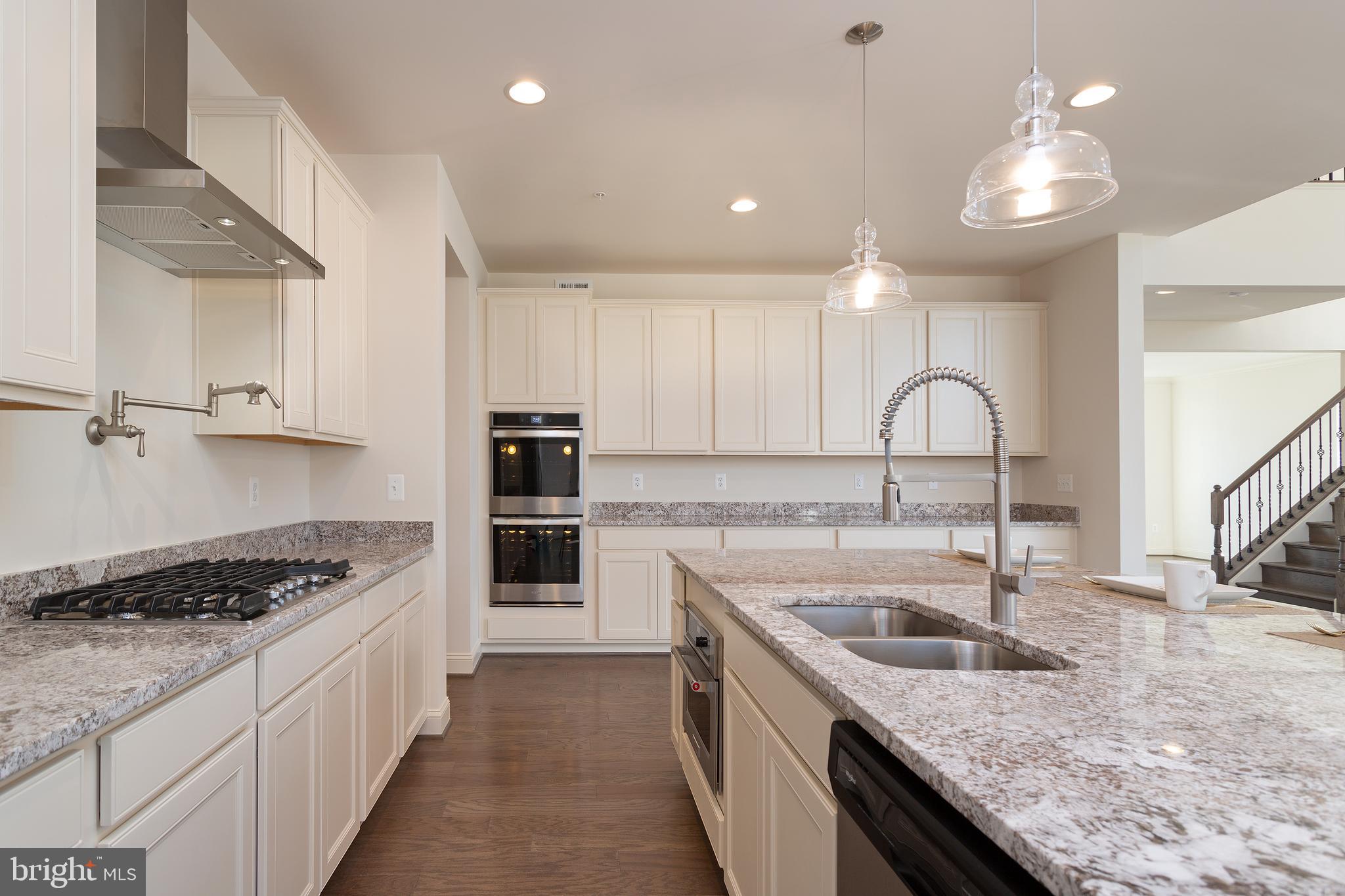 THRIFT MANOR-PLAT 1> - Residential