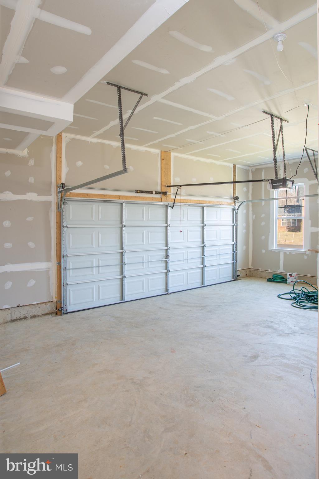 THRIFT MANOR-PLAT 1> - Residential