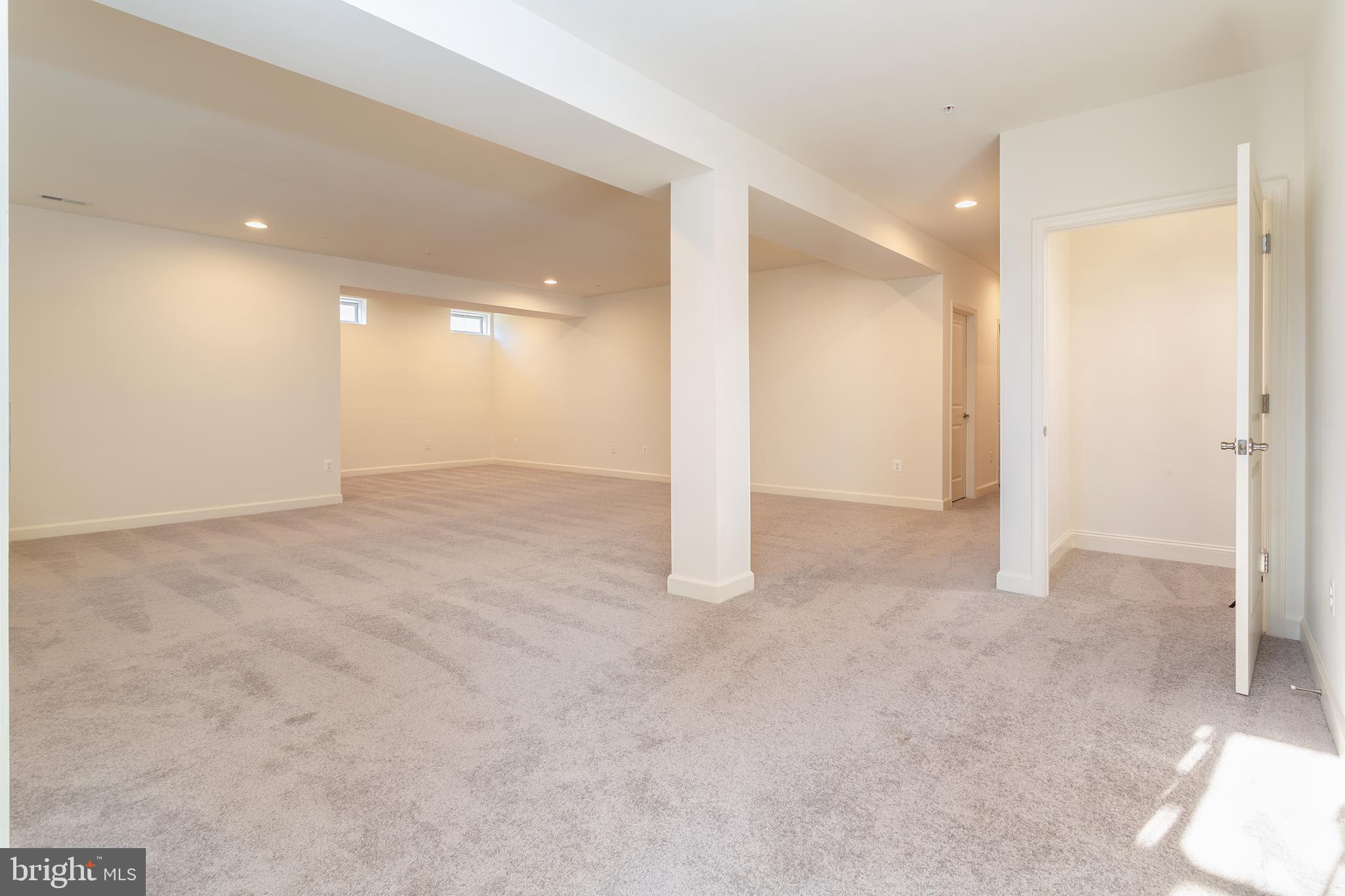 THRIFT MANOR-PLAT 1> - Residential