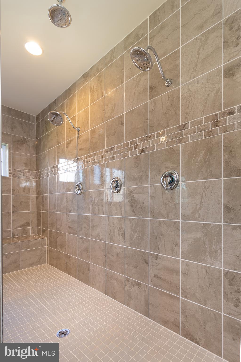 THRIFT MANOR-PLAT 1> - Residential