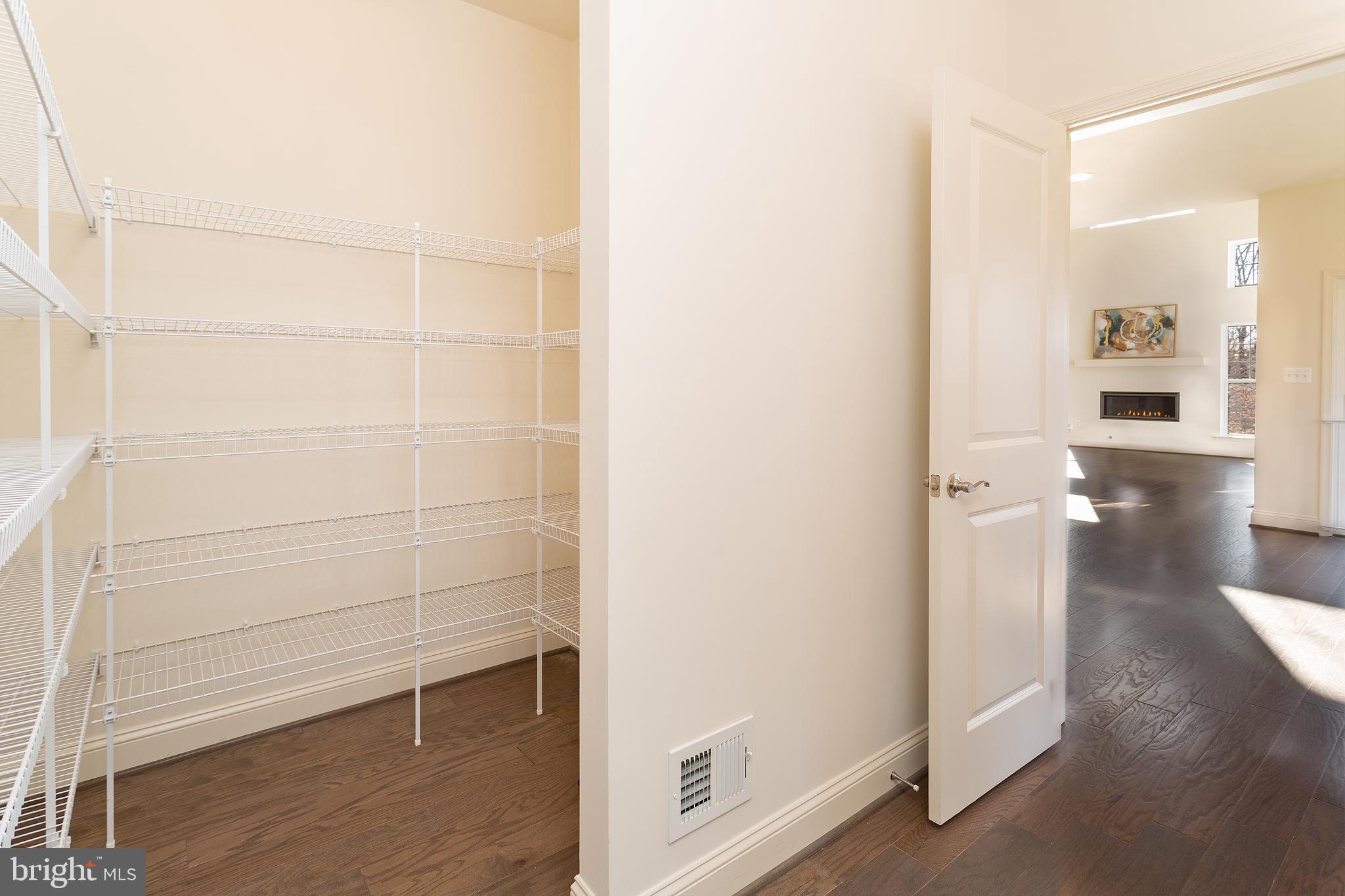 THRIFT MANOR-PLAT 1> - Residential