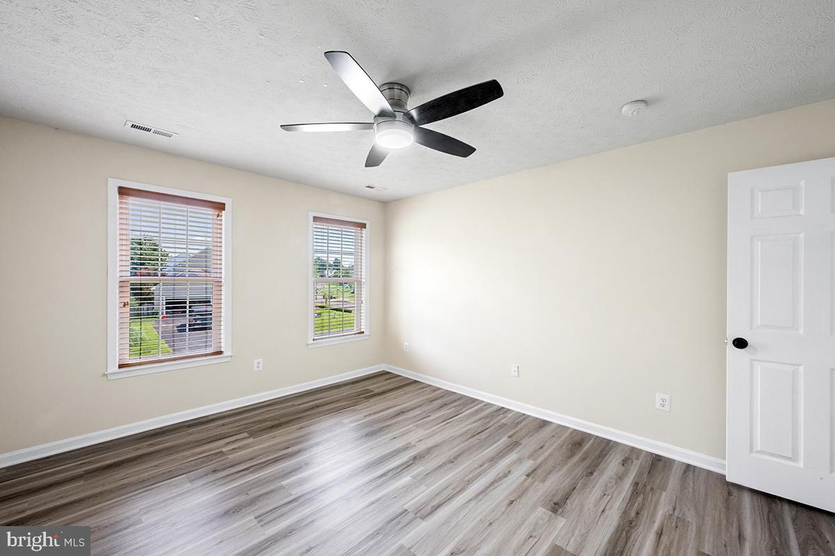 WILDERNESS SHORES - Residential