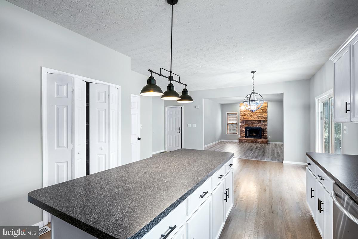 WILDERNESS SHORES - Residential