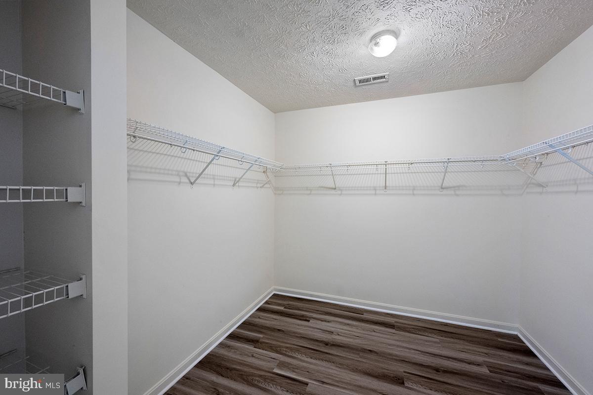 WILDERNESS SHORES - Residential