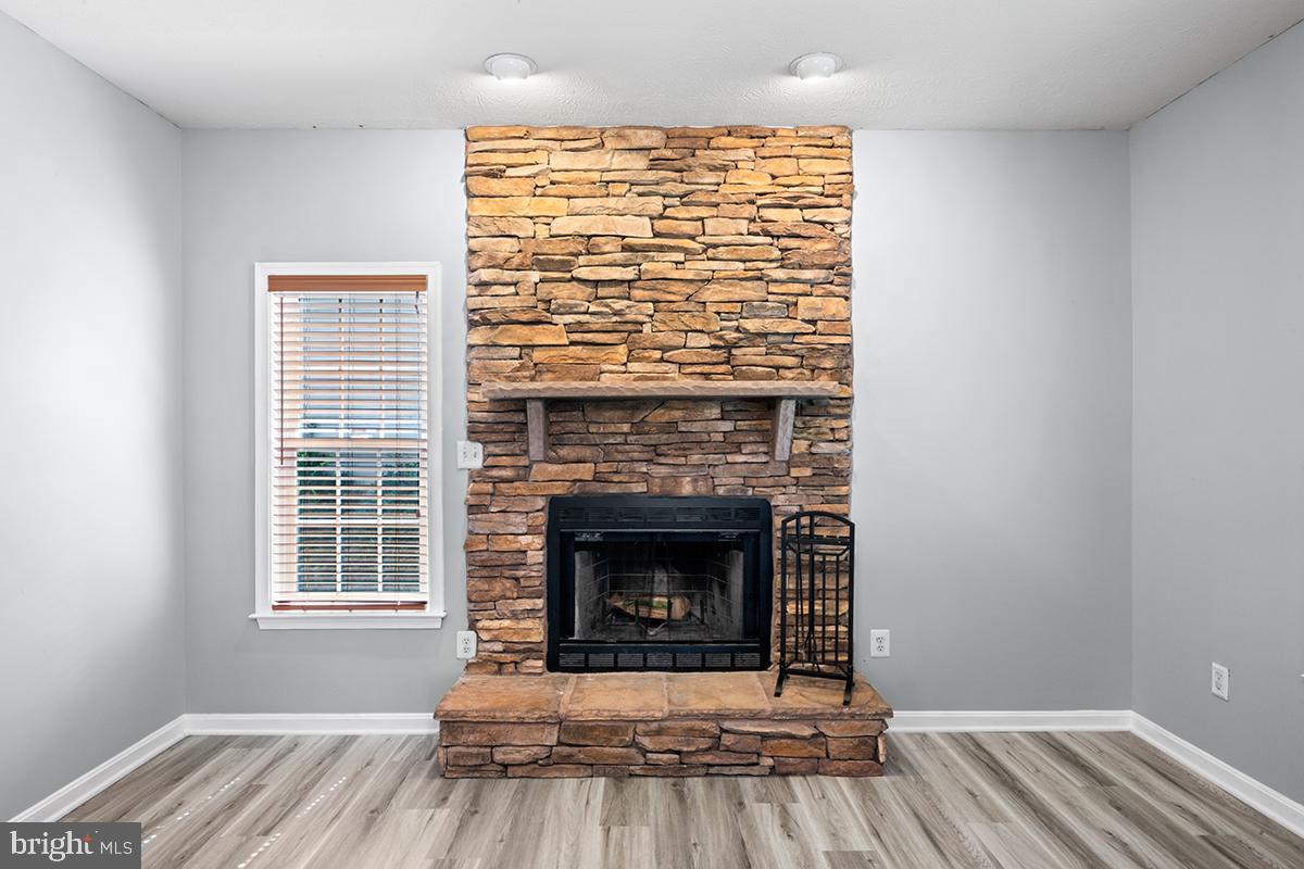 WILDERNESS SHORES - Residential