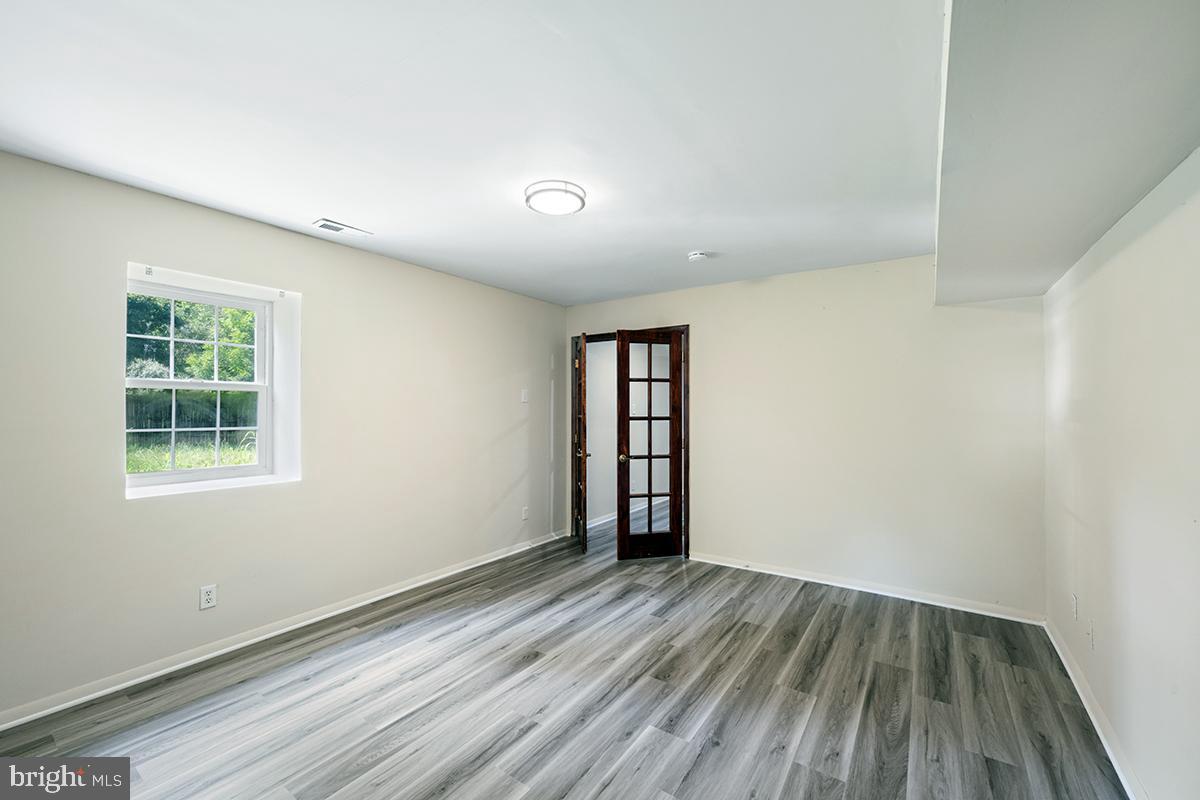 WILDERNESS SHORES - Residential