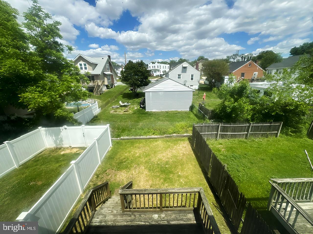 BOSTON COURTS - Residential