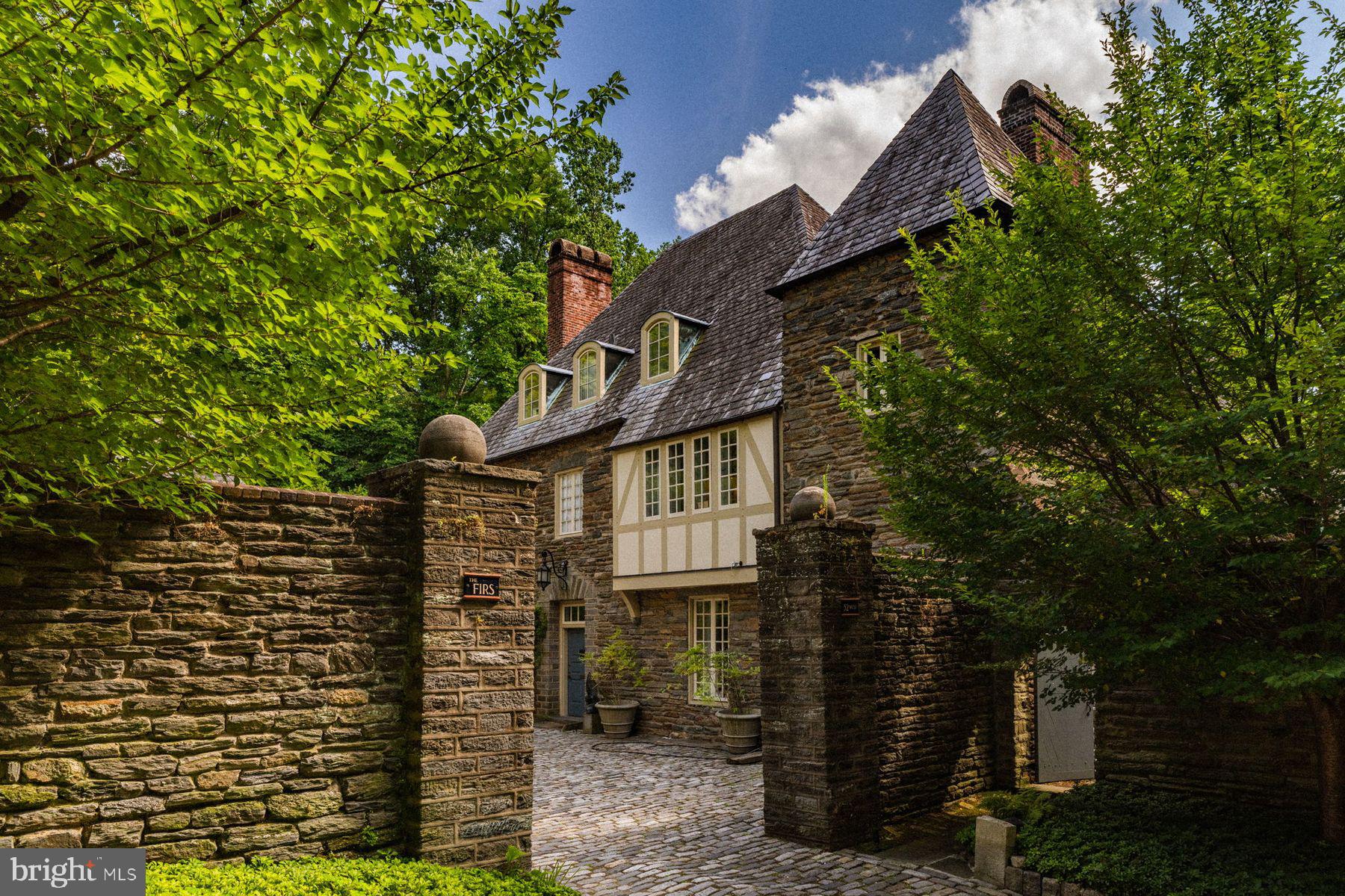 CHESTNUT HILL - Residential