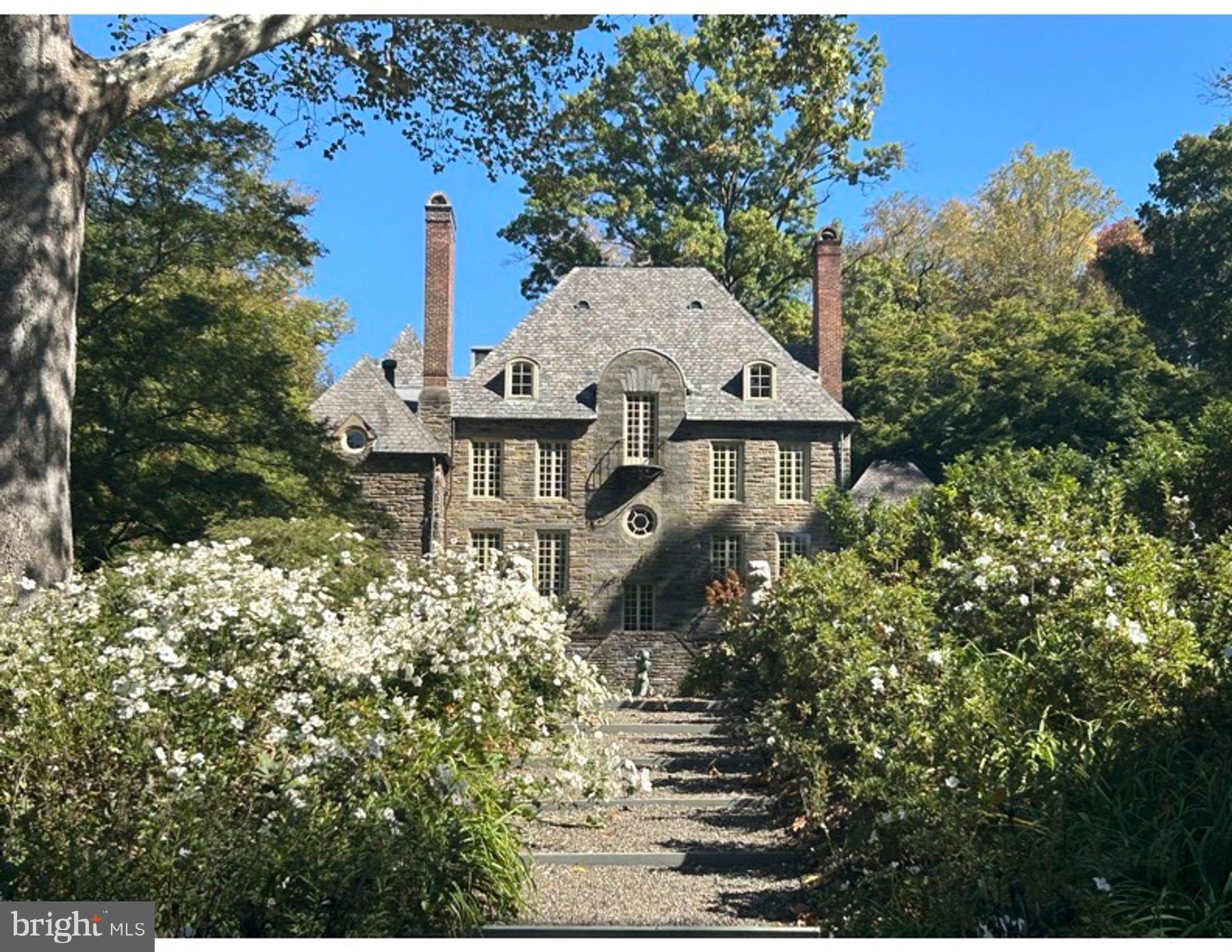 CHESTNUT HILL - Residential