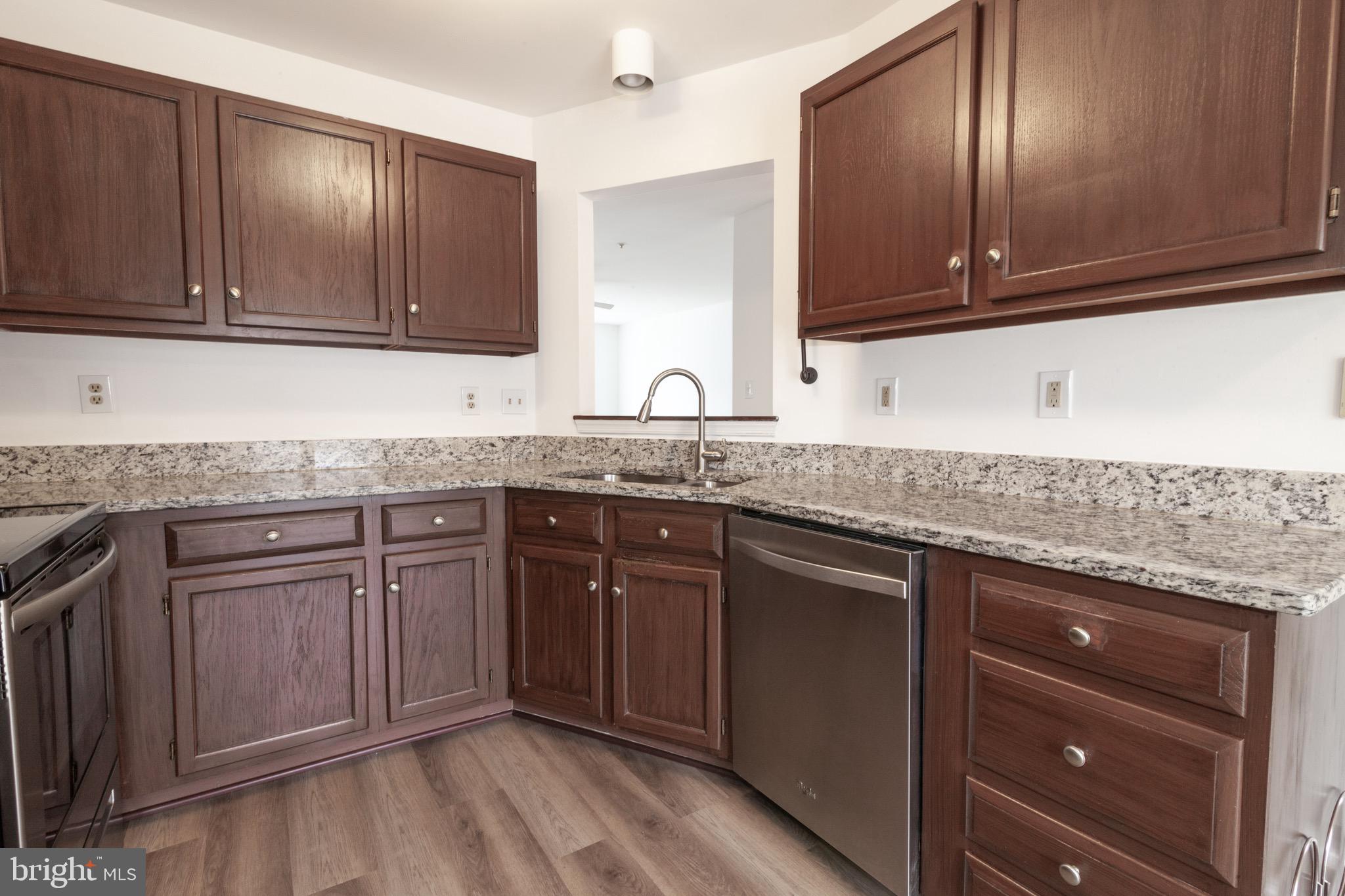 BELLE MANOR - Residential