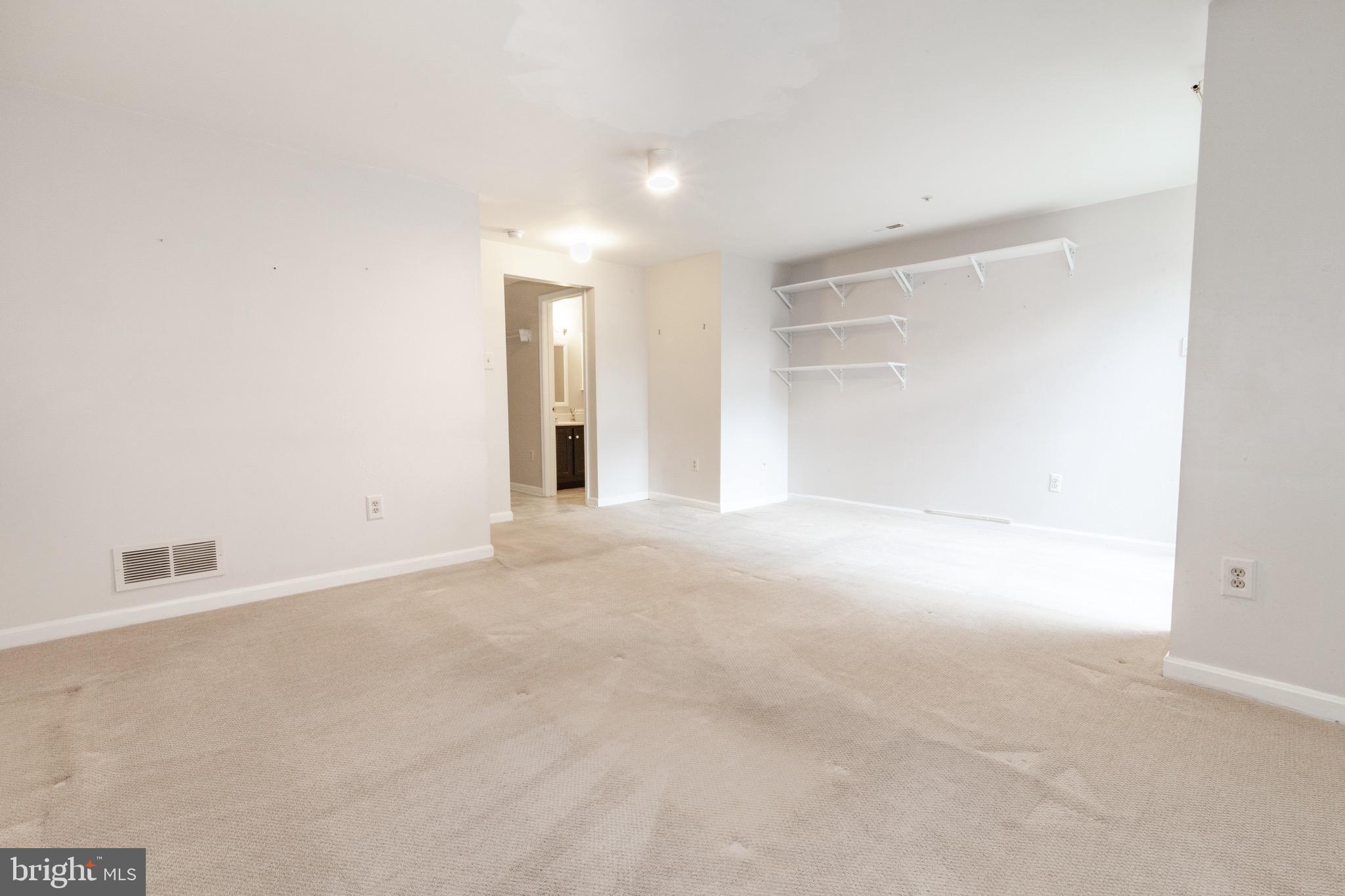 BELLE MANOR - Residential