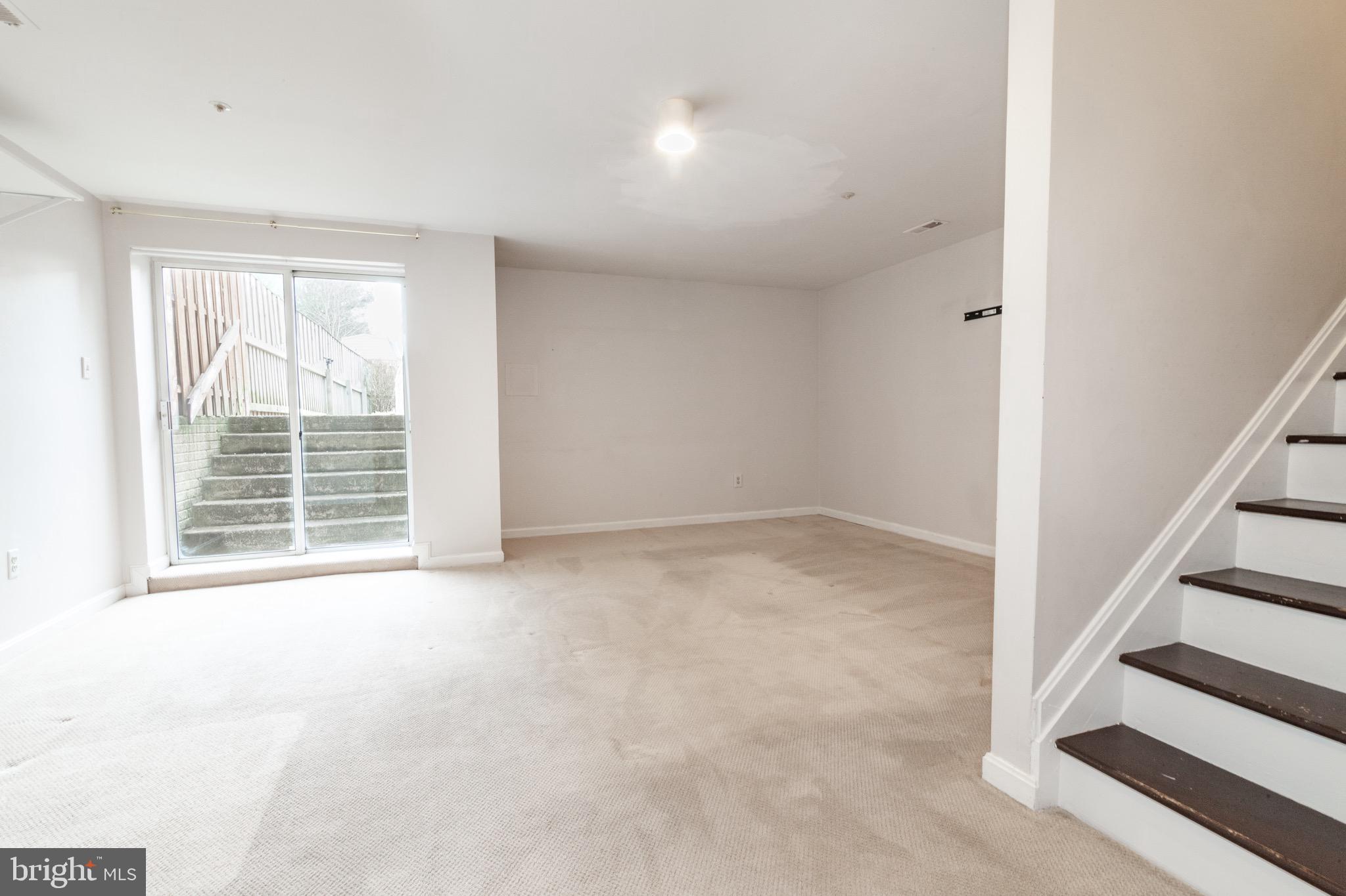 BELLE MANOR - Residential