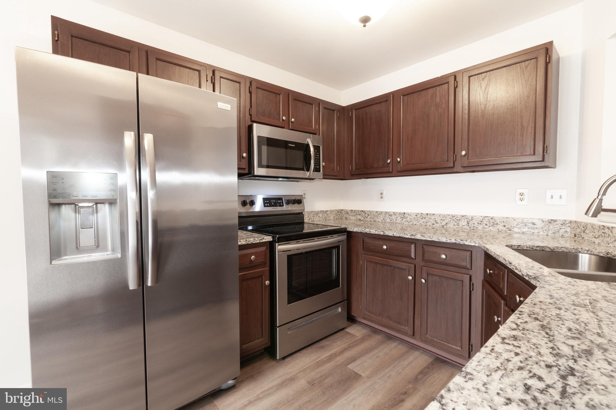 BELLE MANOR - Residential