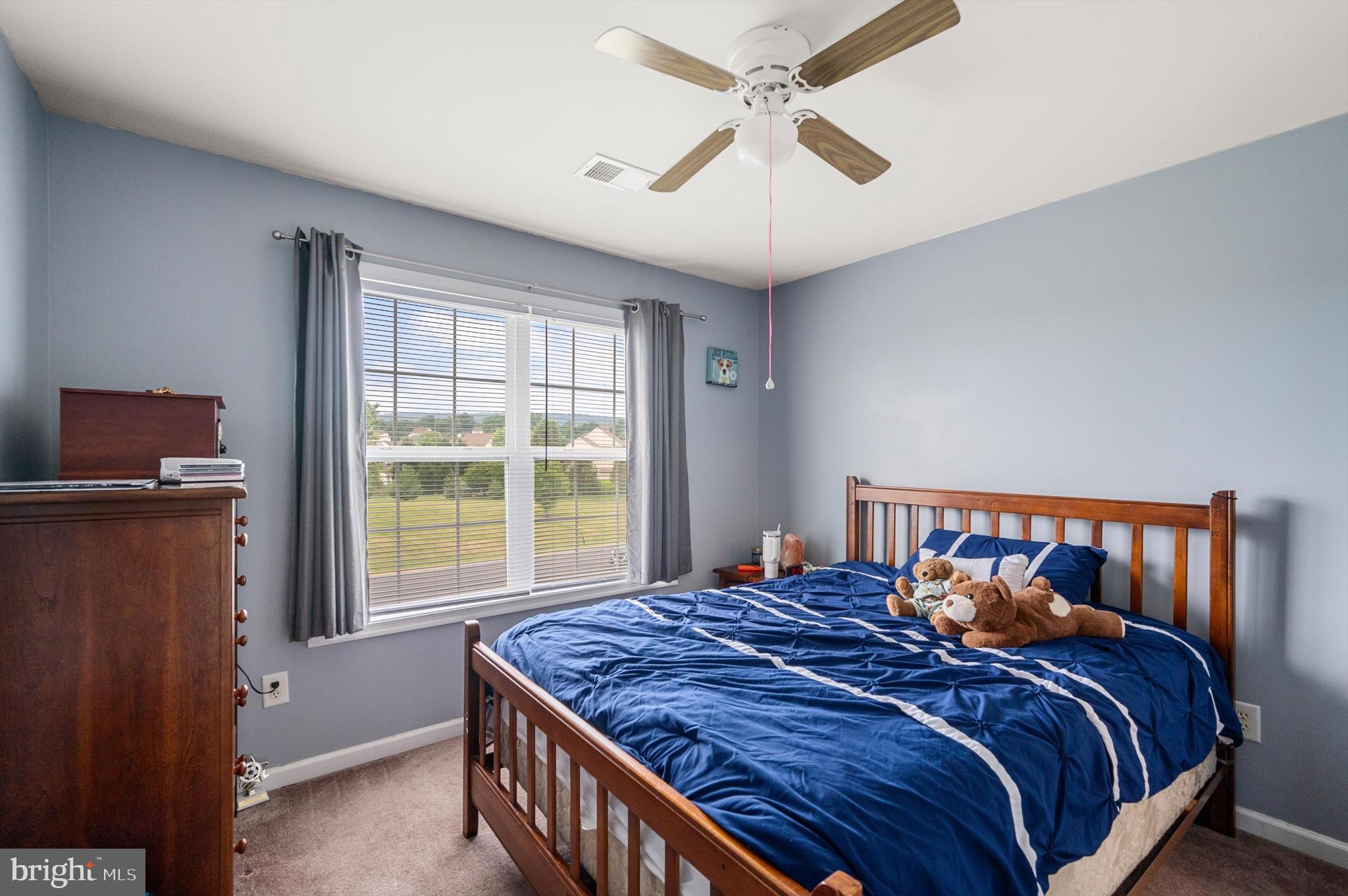 APPLE KNOLLS ESTATES - Residential