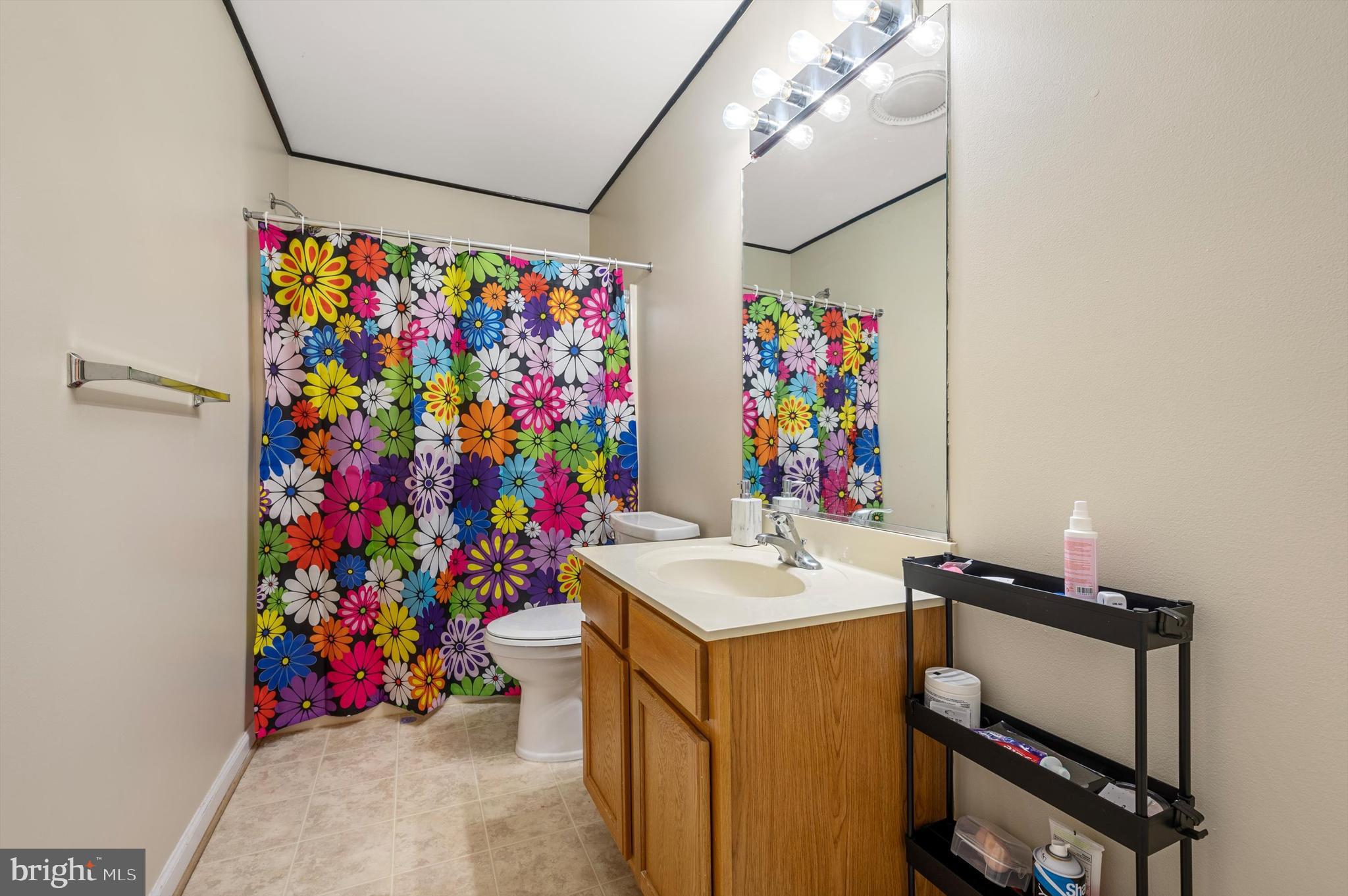 APPLE KNOLLS ESTATES - Residential