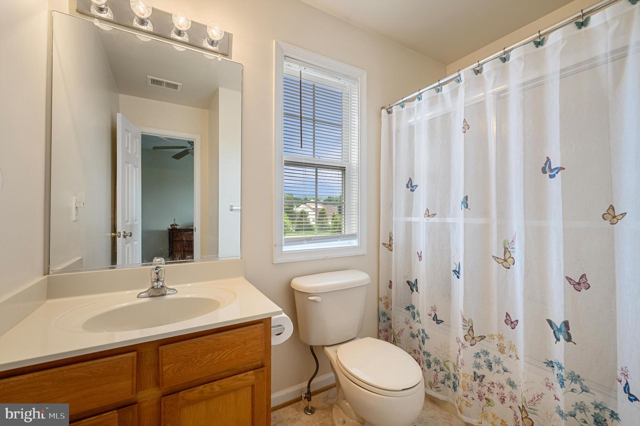 APPLE KNOLLS ESTATES - Residential