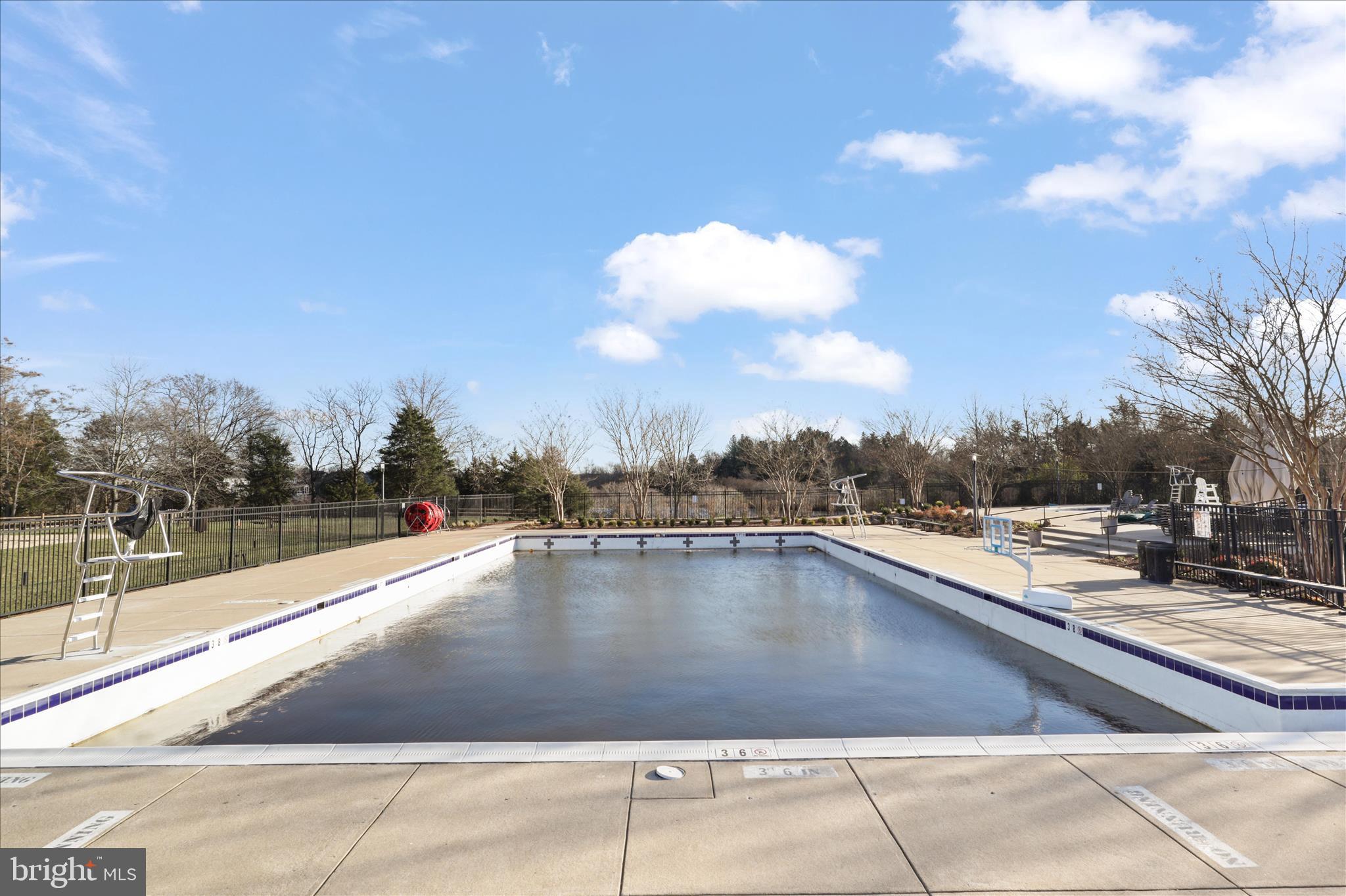 VICTORY LAKES - Residential