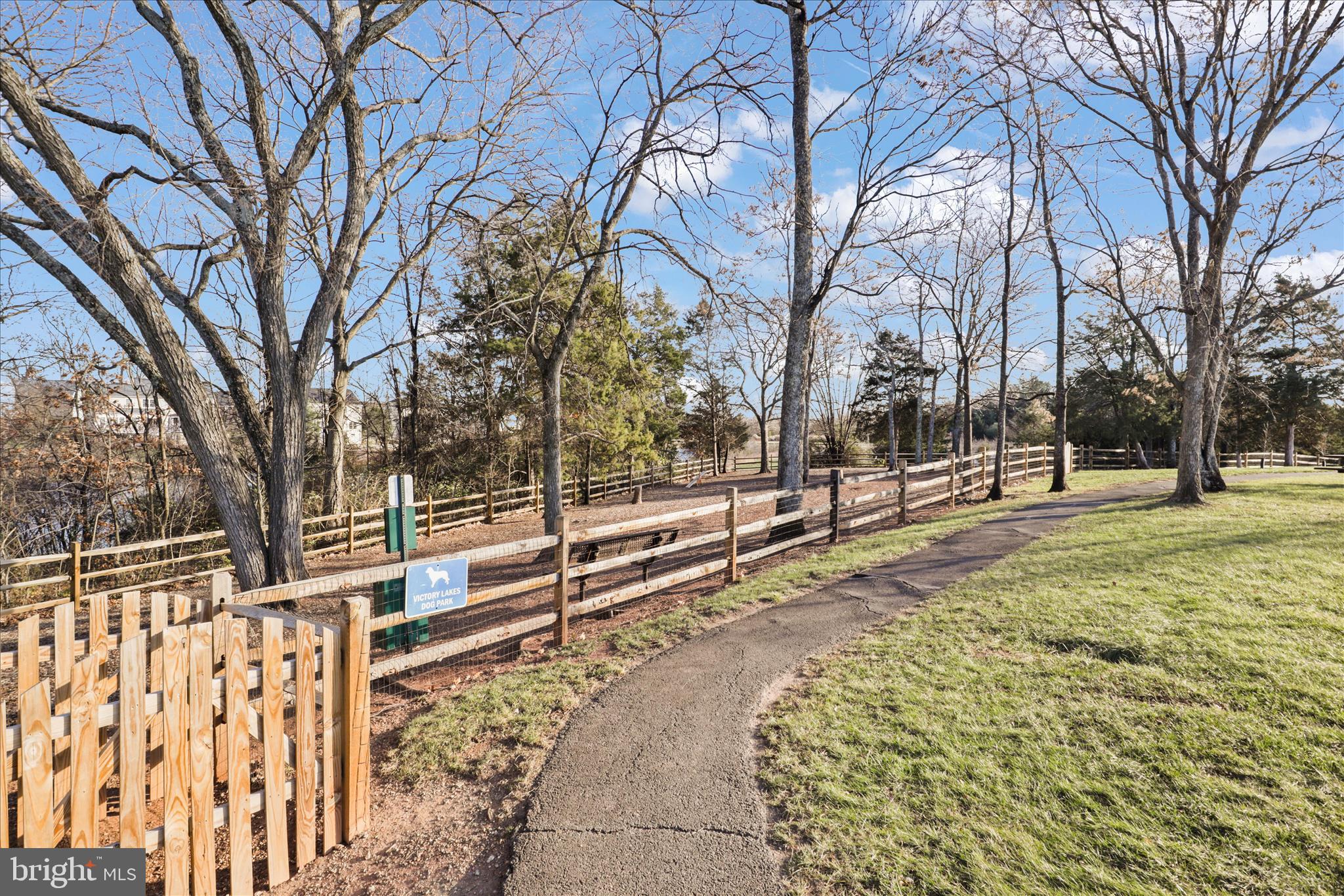 VICTORY LAKES - Residential