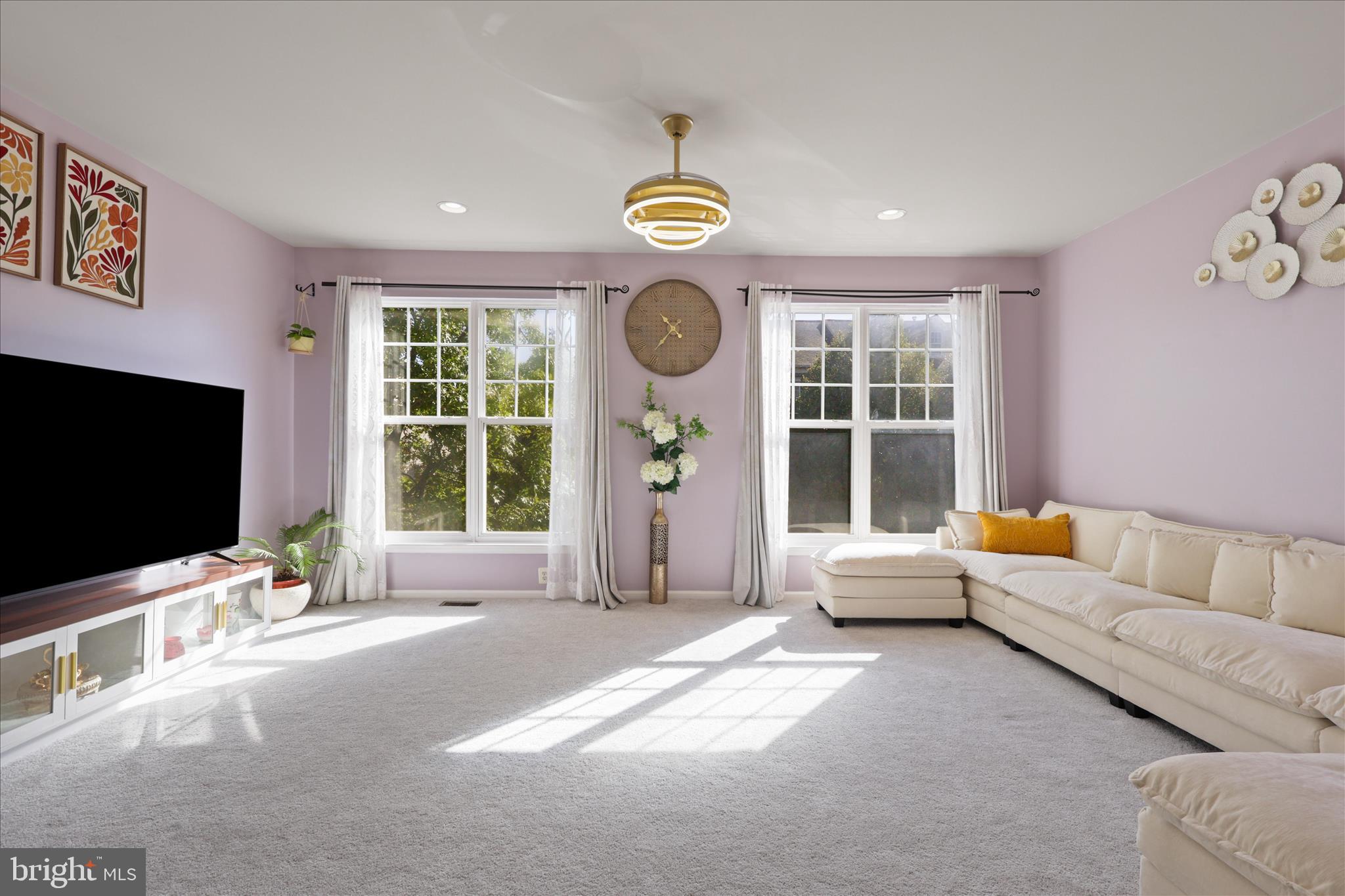 VICTORY LAKES - Residential