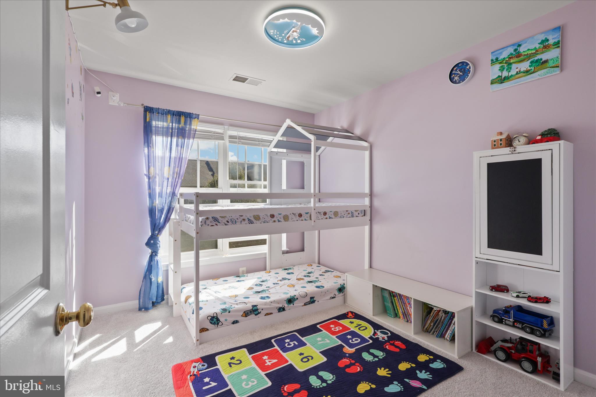 VICTORY LAKES - Residential