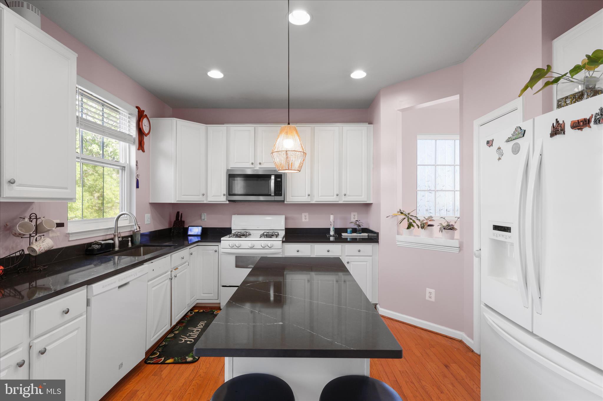 VICTORY LAKES - Residential