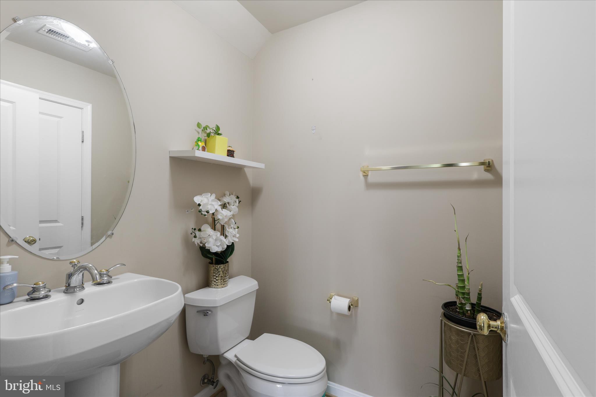 VICTORY LAKES - Residential