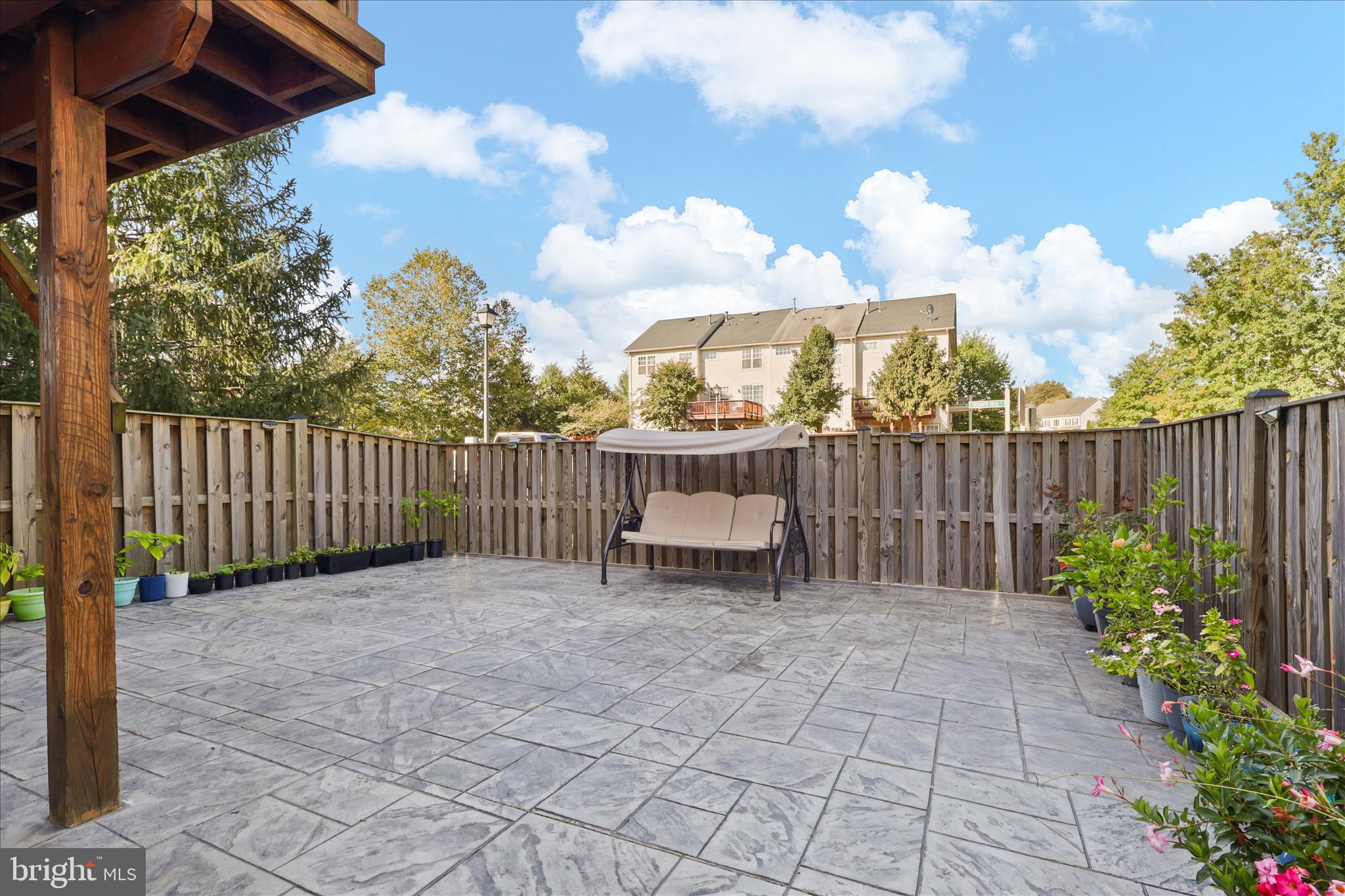 VICTORY LAKES - Residential