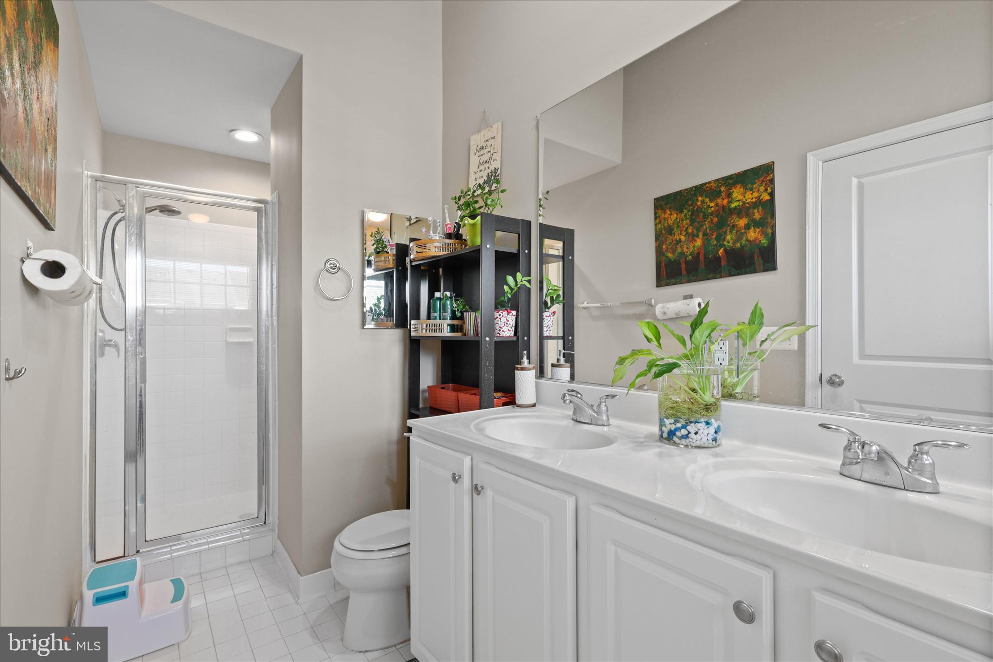 VICTORY LAKES - Residential