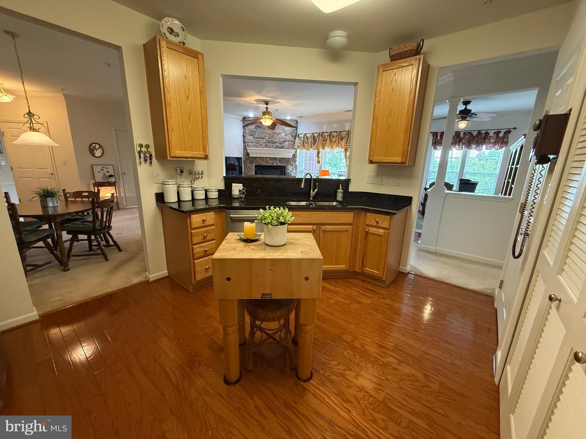 COURTYARDS AT WAVERLY WOODS - Residential
