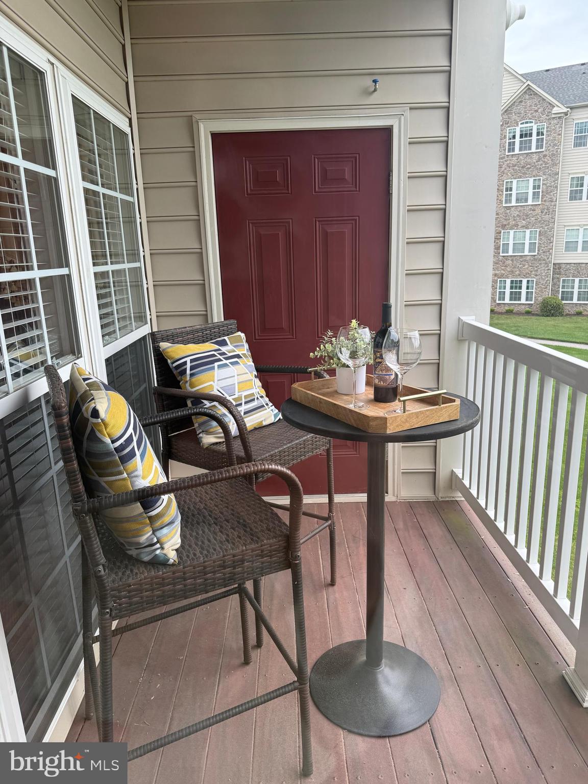 COURTYARDS AT WAVERLY WOODS - Residential
