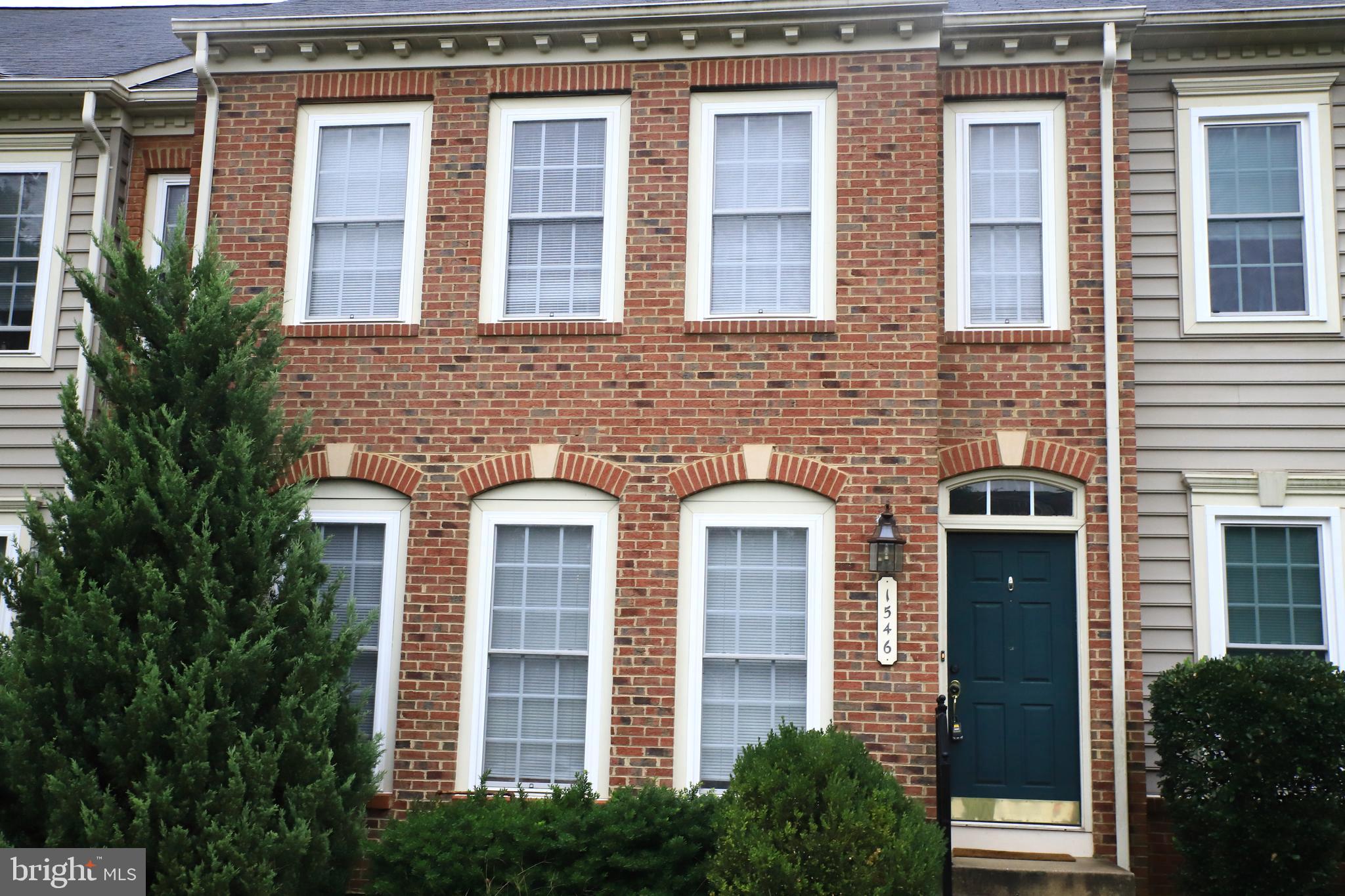 VILLAGES OF DORCHESTER - Residential Lease