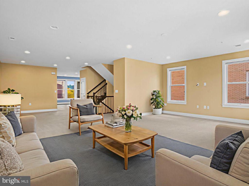 POTOMAC YARD - Residential