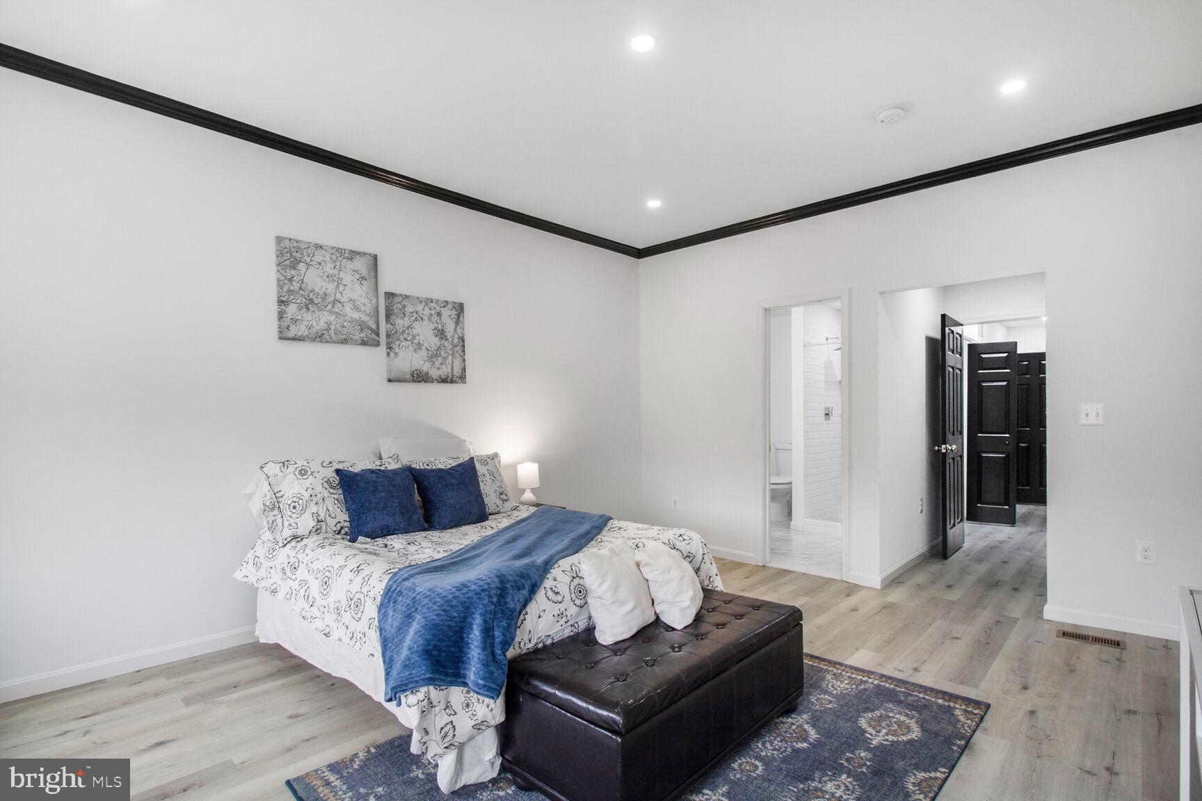 MILTON-MONTFORD - Residential