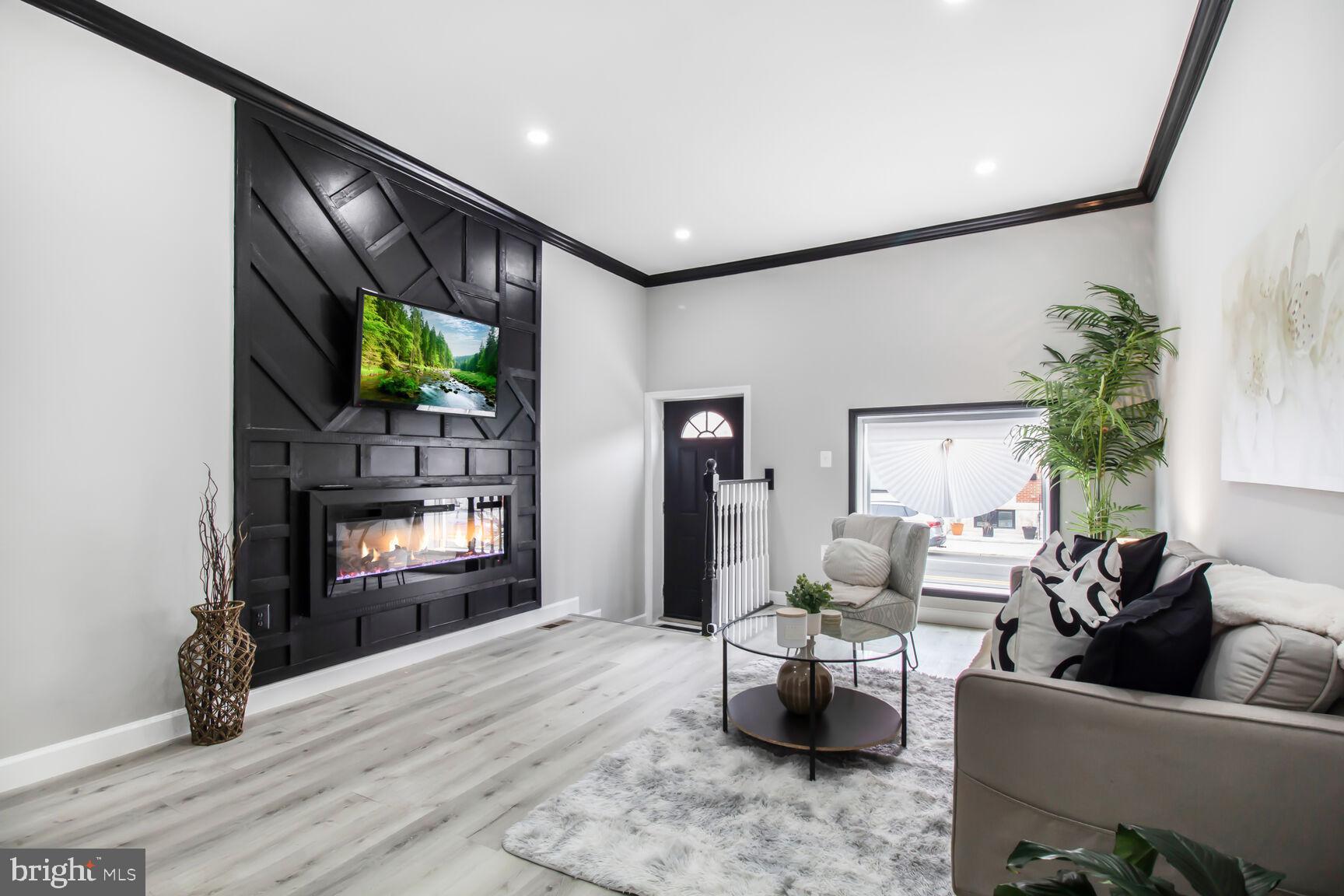 MILTON-MONTFORD - Residential