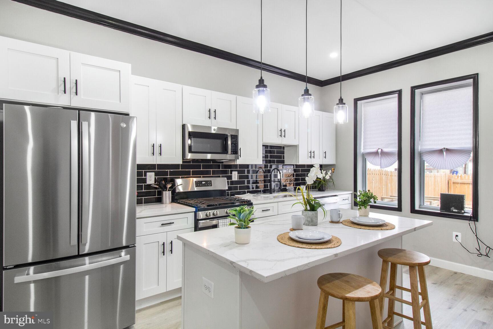 MILTON-MONTFORD - Residential