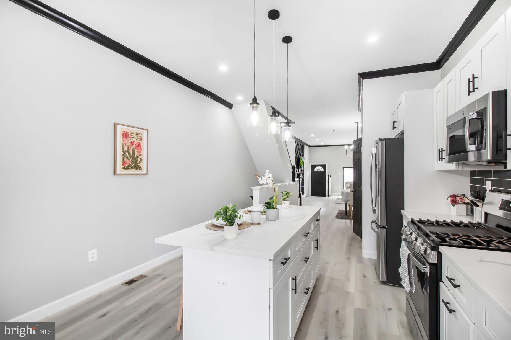 MILTON-MONTFORD - Residential