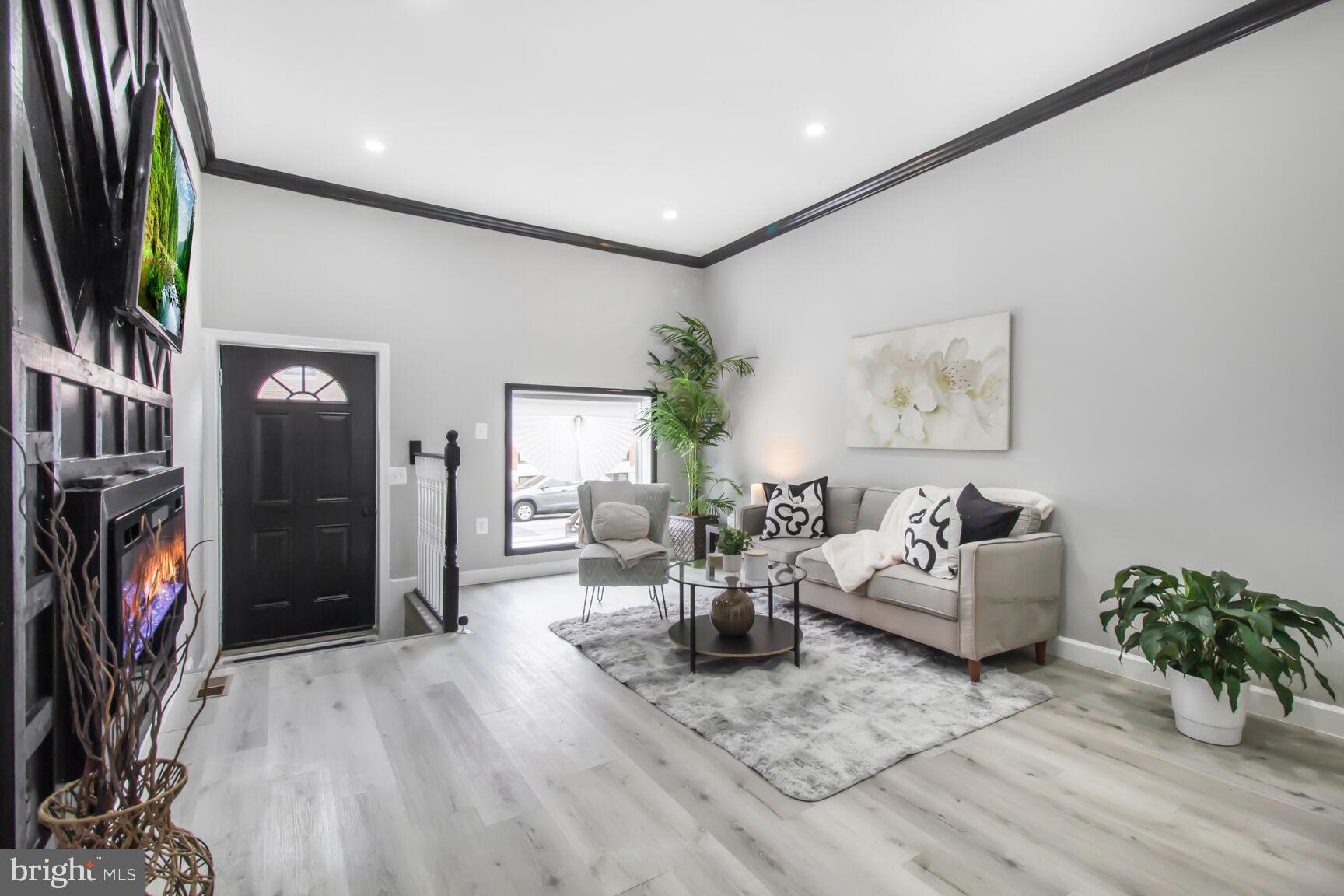 MILTON-MONTFORD - Residential