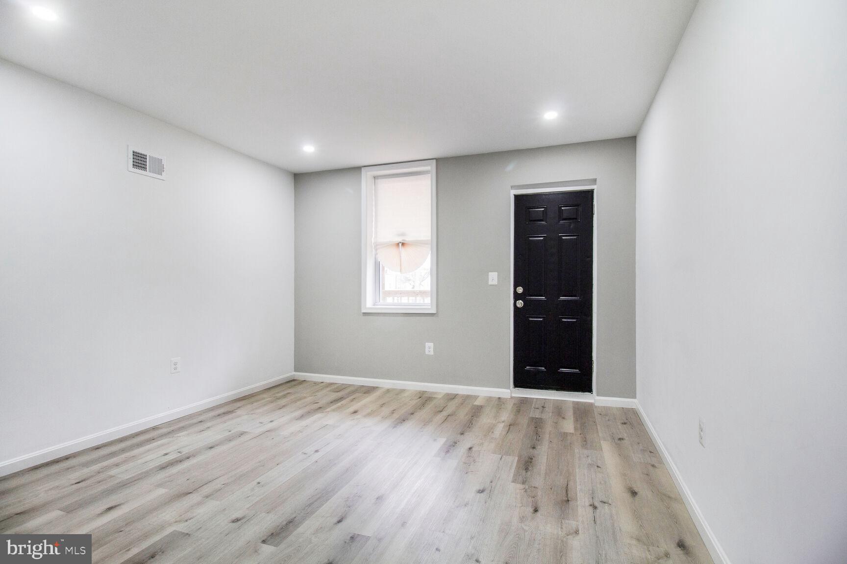 MILTON-MONTFORD - Residential