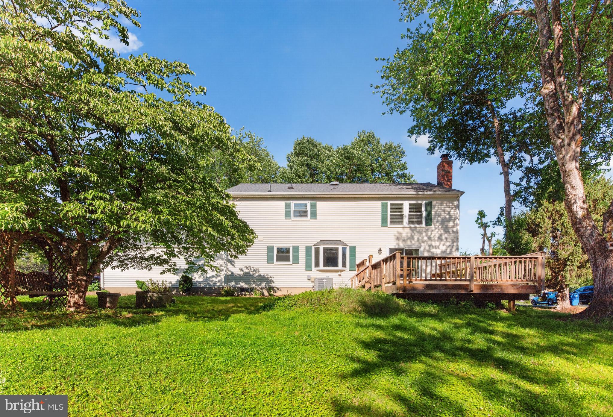 LOCKMEADE - Residential
