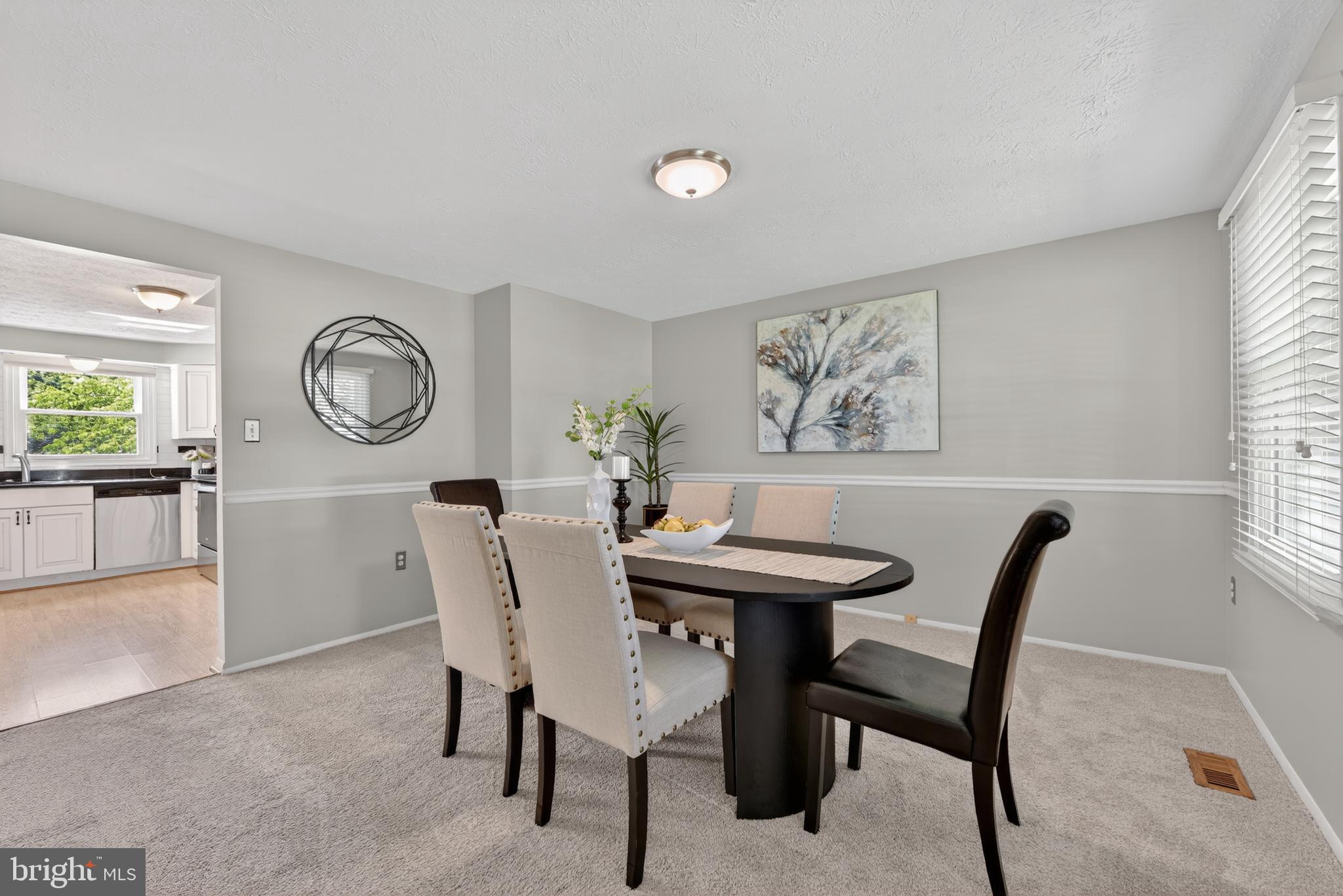 LOCKMEADE - Residential