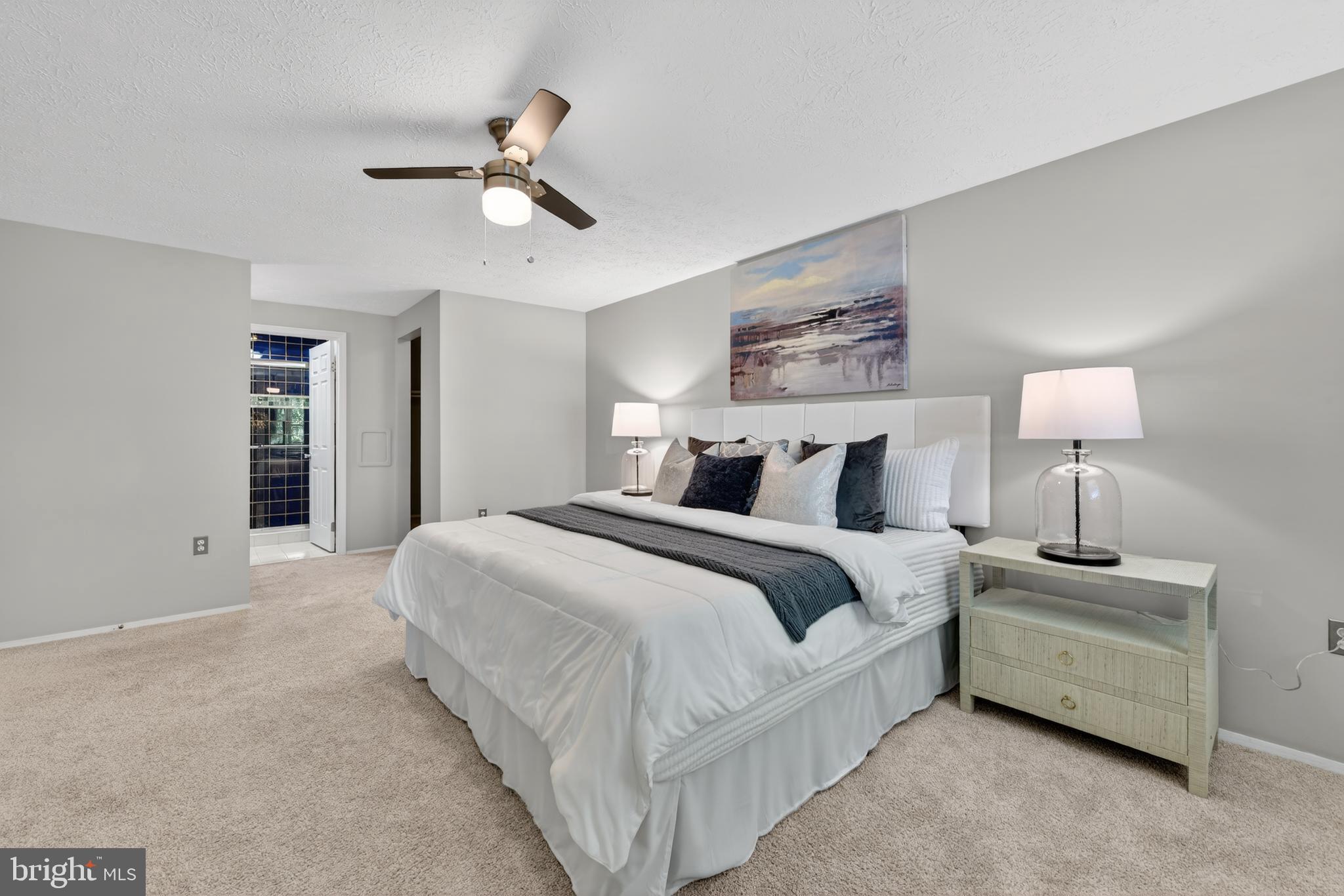 LOCKMEADE - Residential