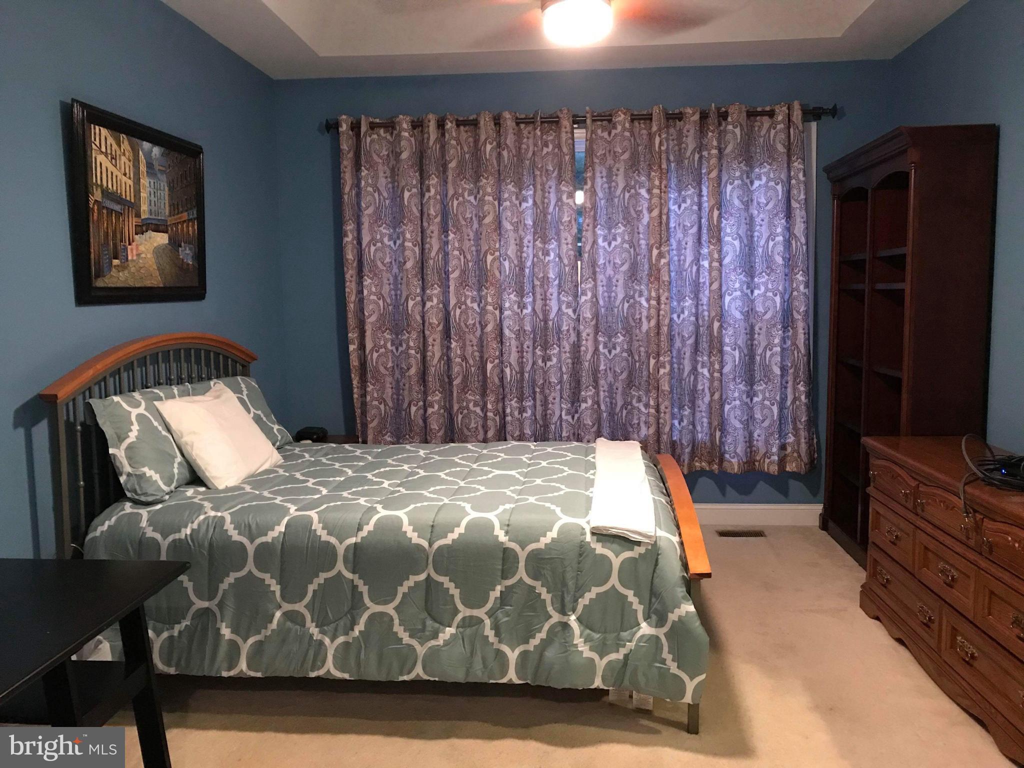 SPYGLASS HILL - Residential Lease