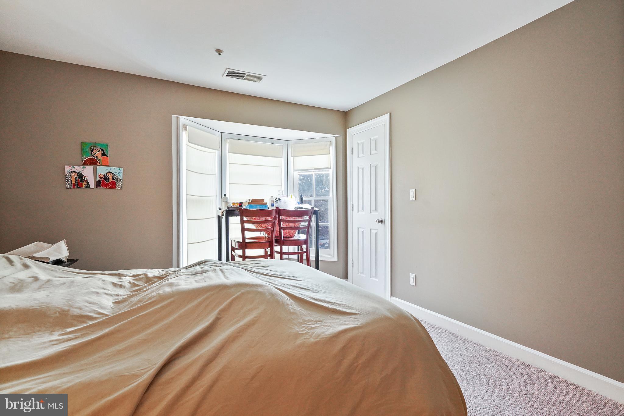 FAIRFIELD HOUSE - Residential