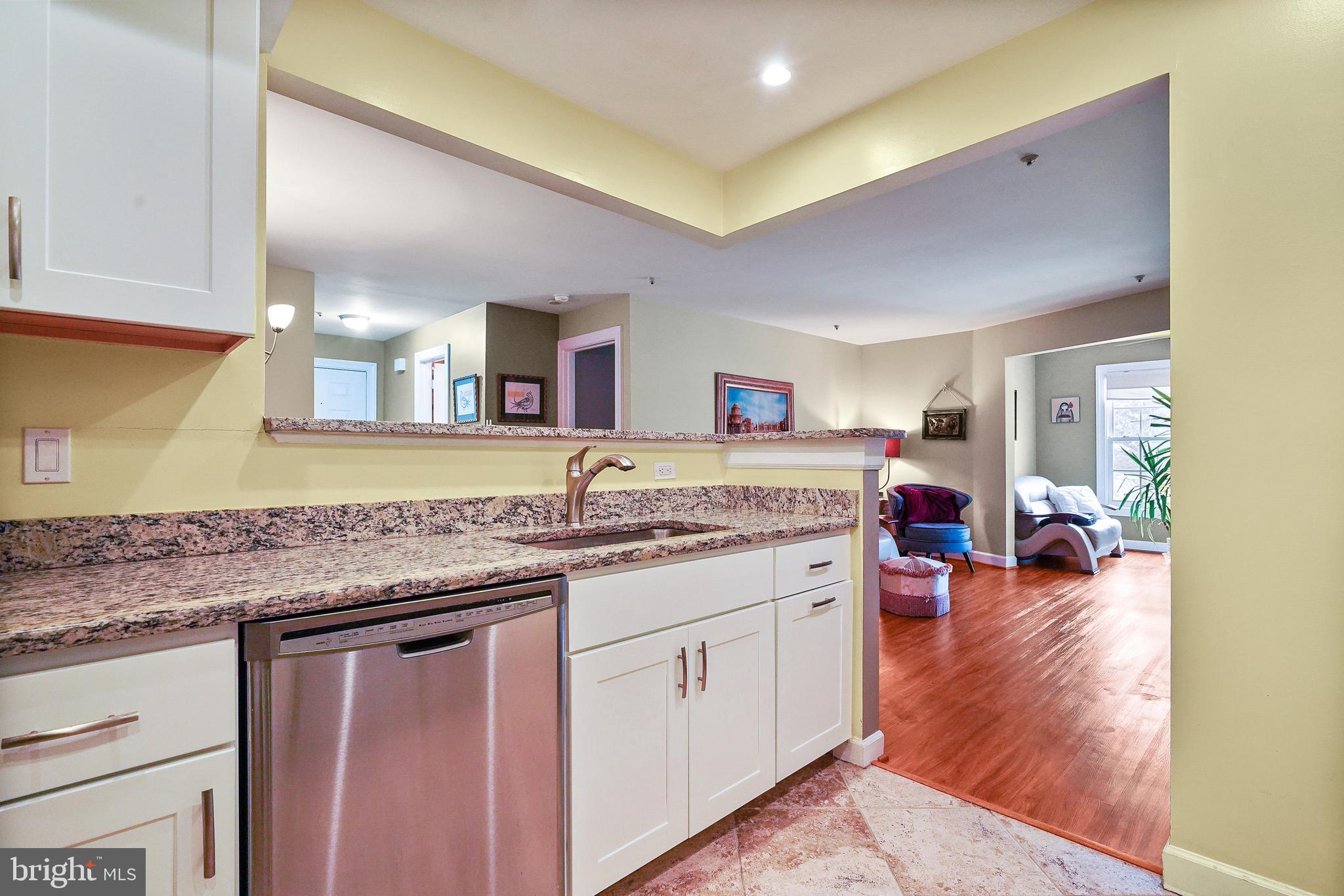 FAIRFIELD HOUSE - Residential