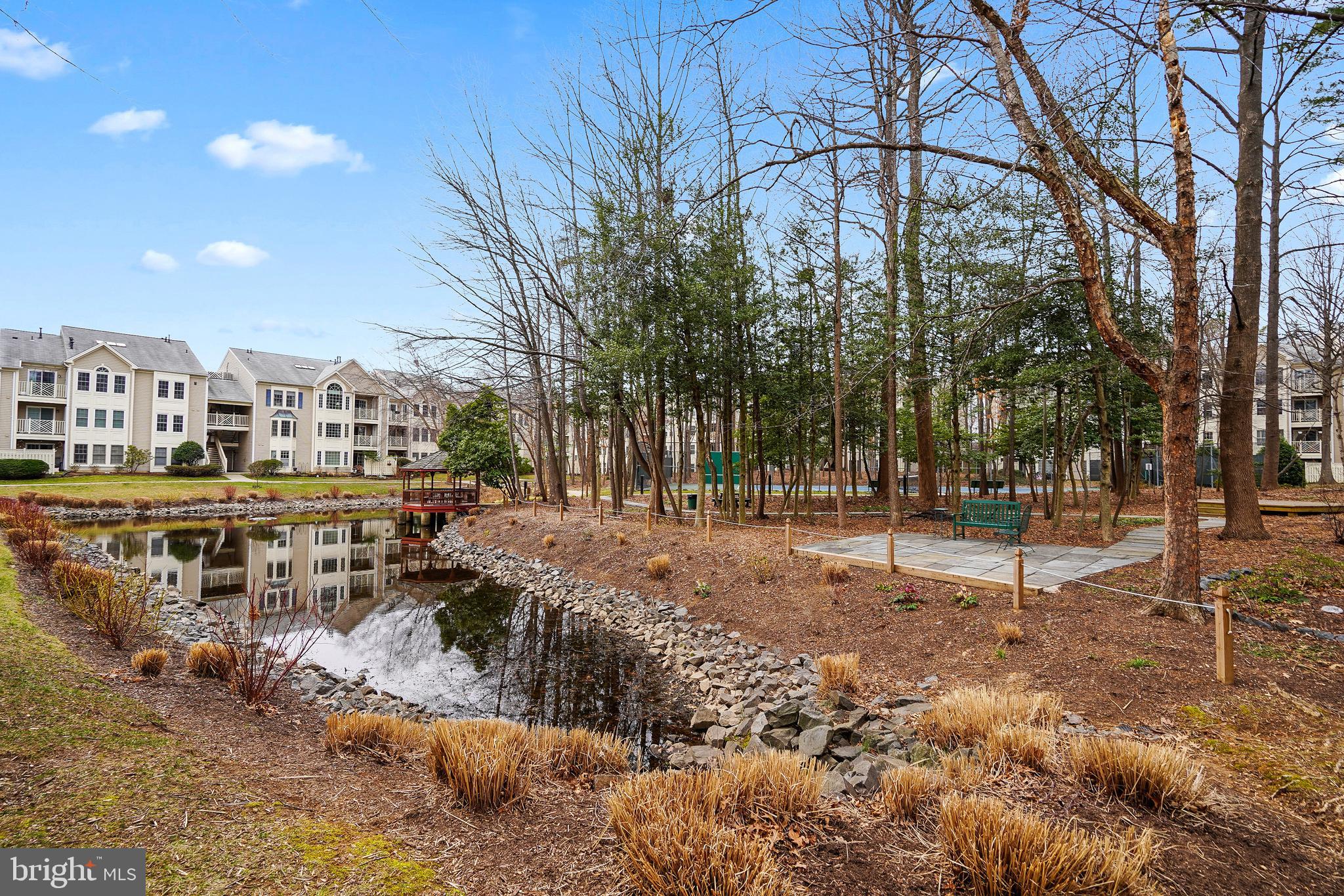 FAIRFIELD HOUSE - Residential