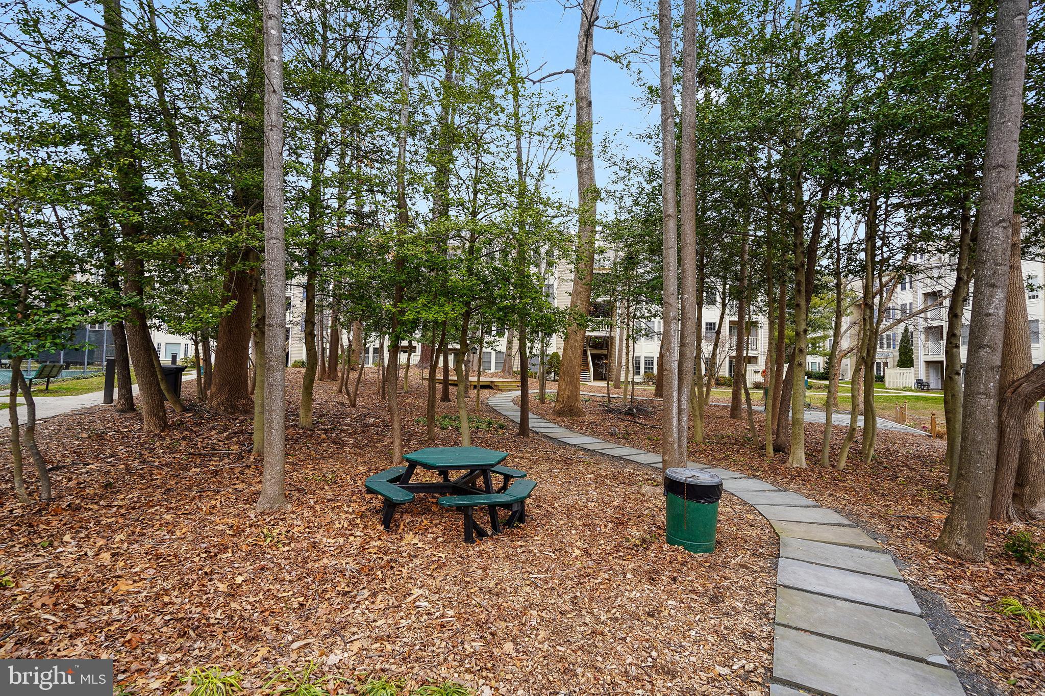 FAIRFIELD HOUSE - Residential