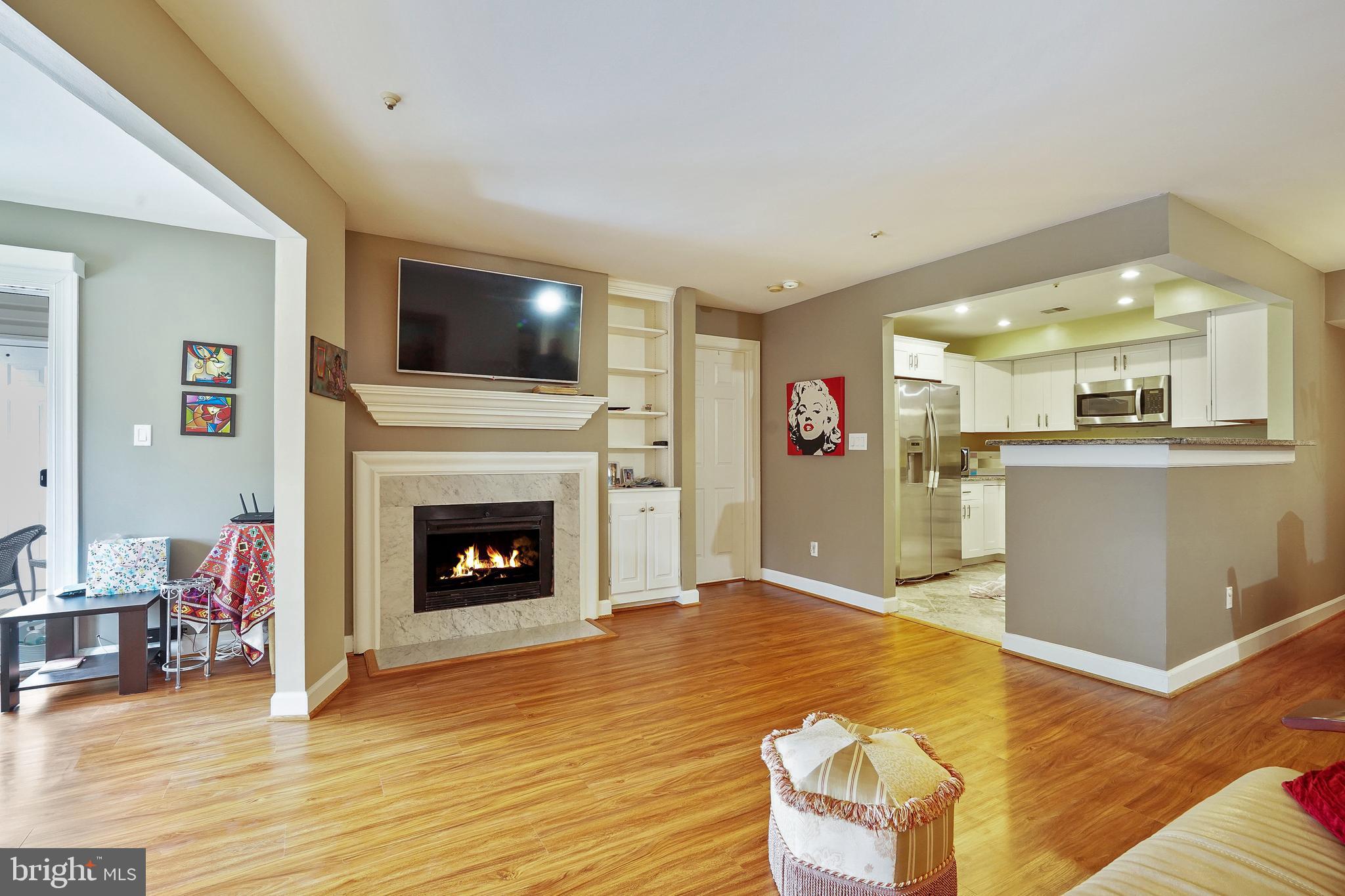 FAIRFIELD HOUSE - Residential