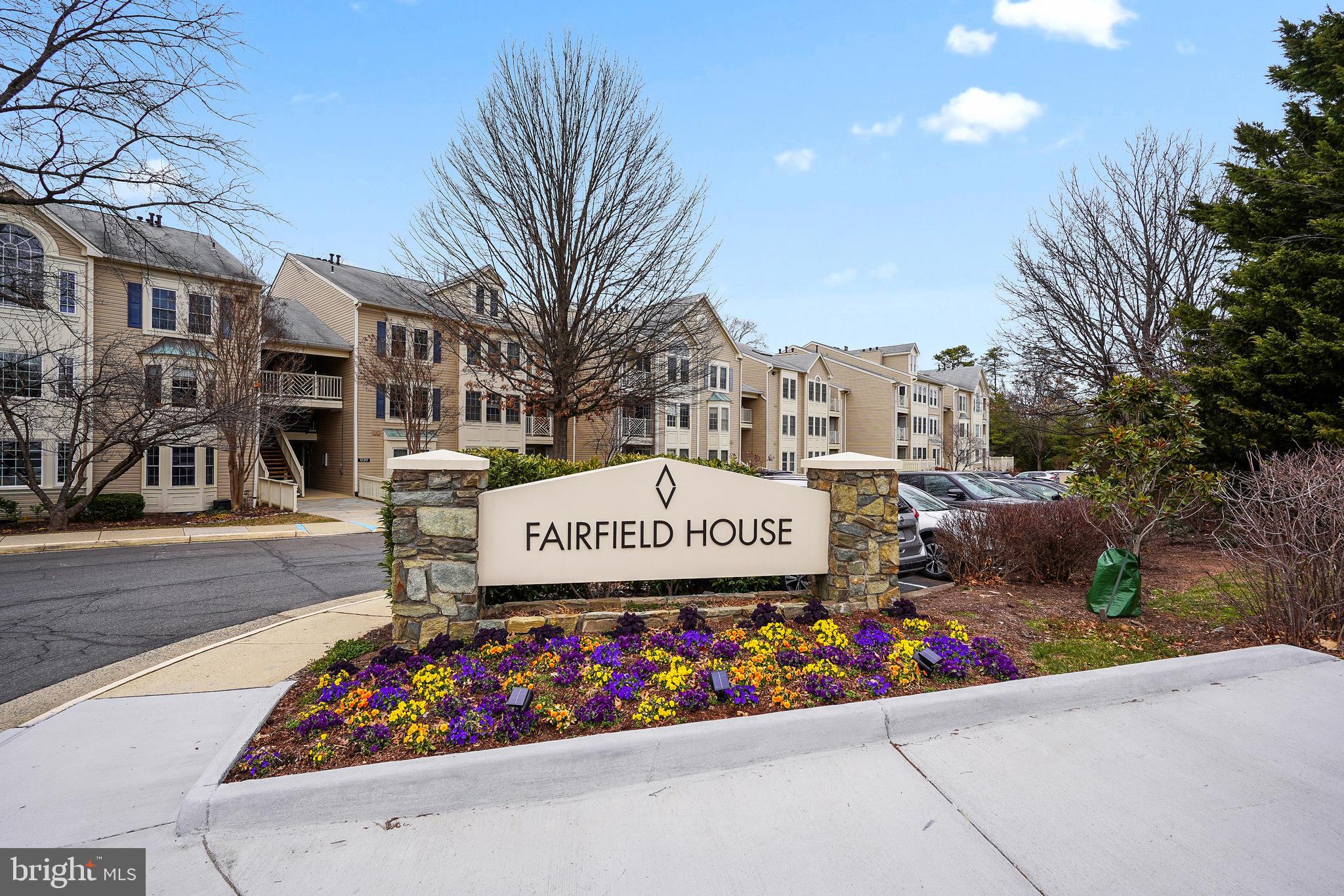 FAIRFIELD HOUSE - Residential